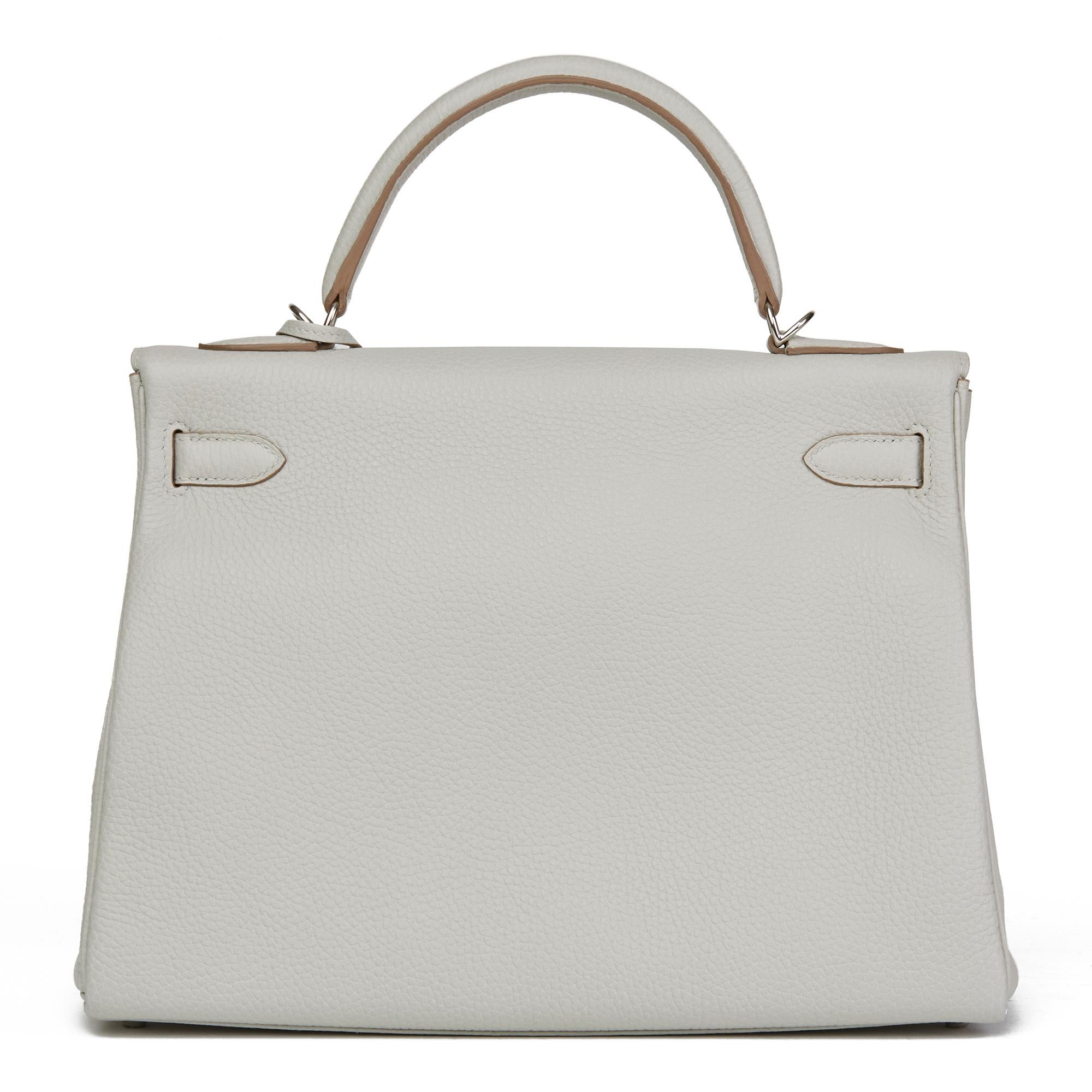 2018 Hermès Gris Perle Clemence Leather Kelly 32cm Retourne In New Condition In Bishop's Stortford, Hertfordshire