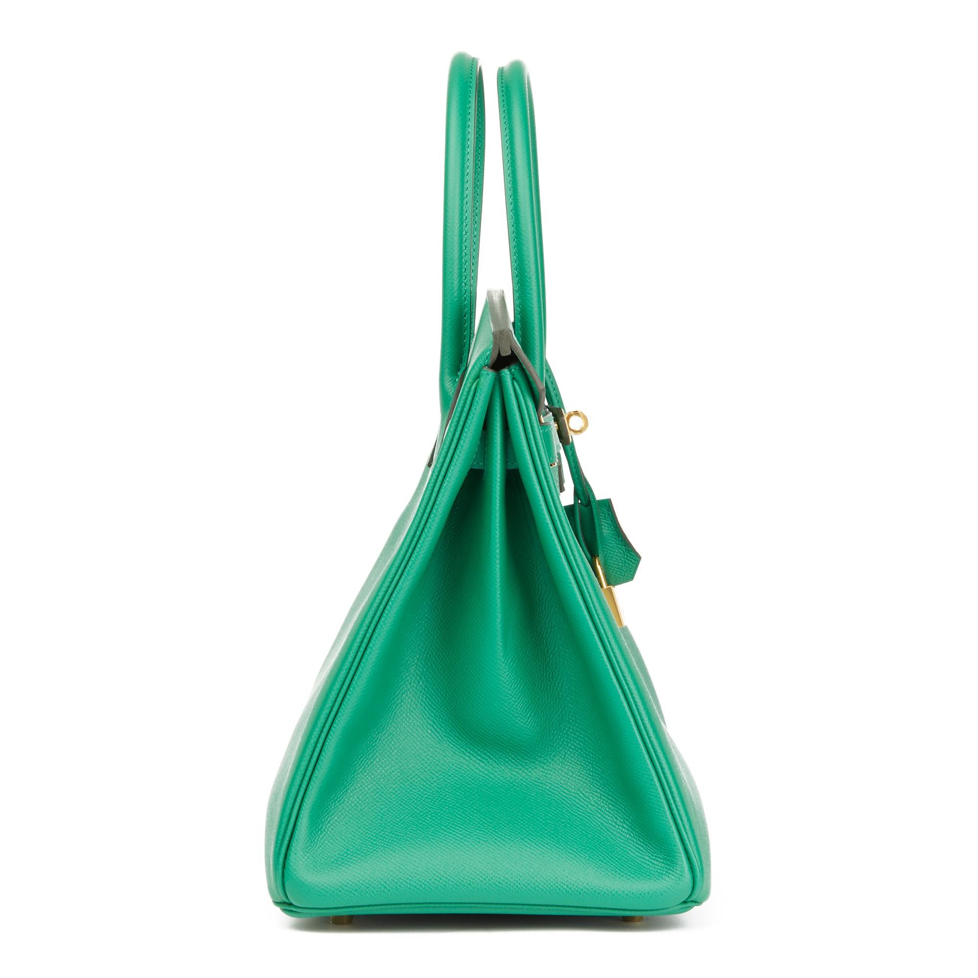 HERMÈS
Vert Vertigo Epsom Leather Birkin 35cm

Reference: HB2460
Serial Number: C
Age (Circa): 2018
Accompanied By: Hermès Dust Bag, Box, Lock, Keys, Clochette, Rain Cover, Protective Felt, Invoice
Authenticity Details: Date Stamp (Made in