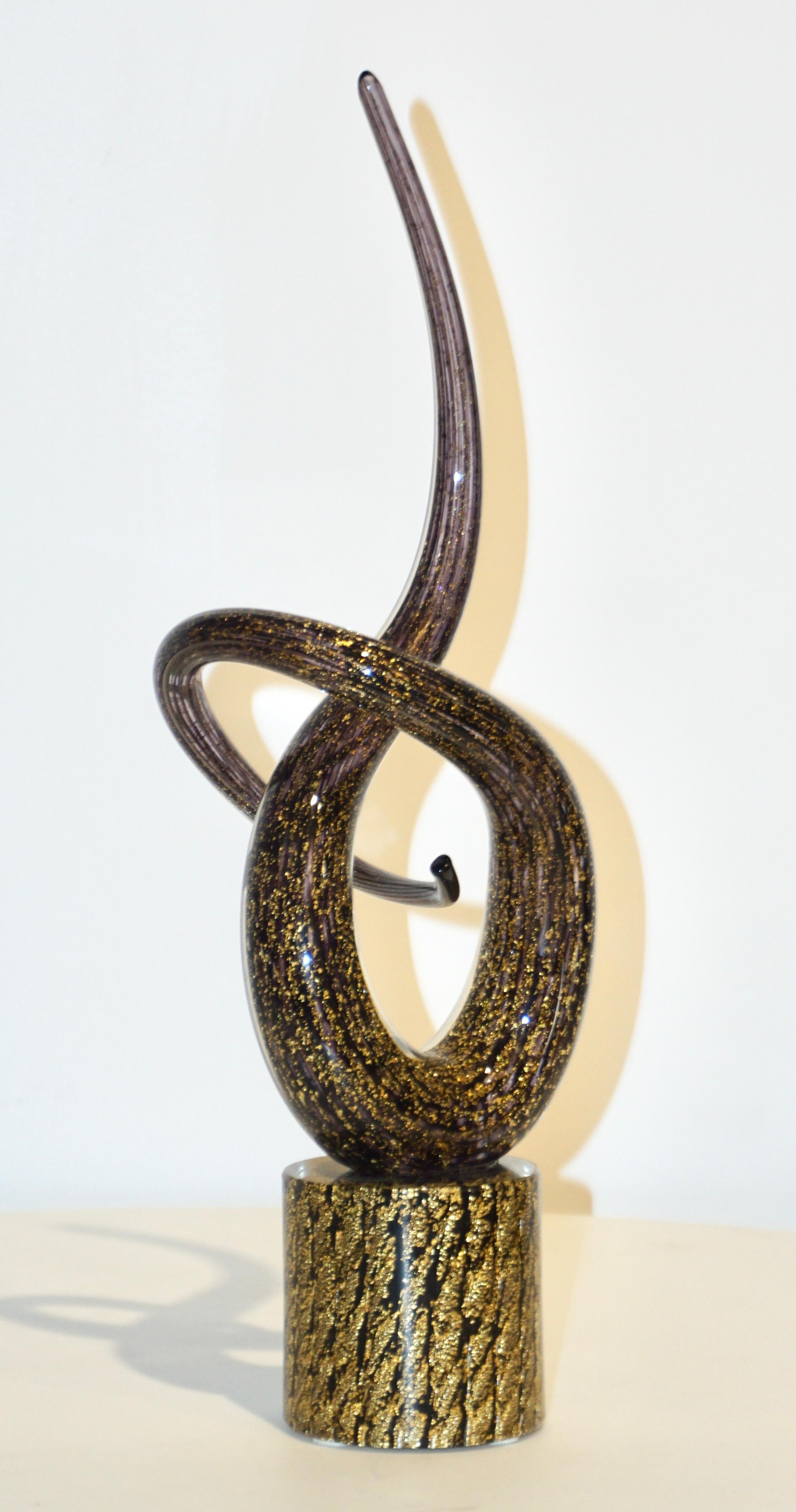 italien 2018 Italian Organic Purple & Gold Murano Glass Abstract Twisted Curl Sculpture en vente