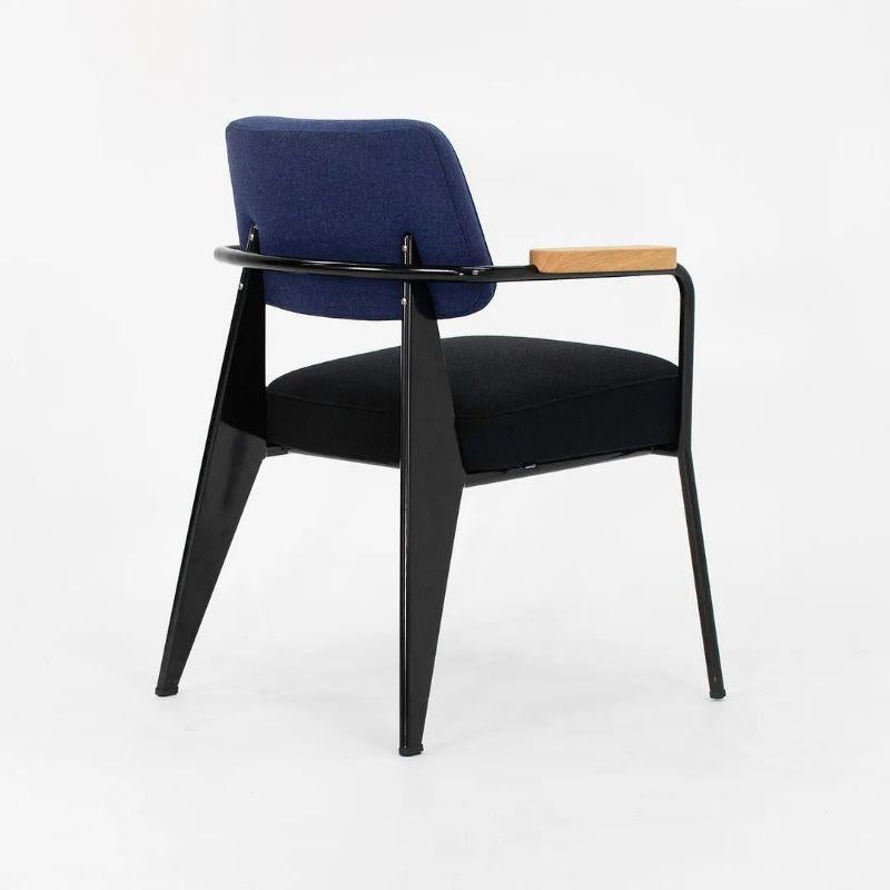 XXIe siècle et contemporain 2018 Jean Prouvé Fauteuil Directional Chairs by Vitra 12x Avail en vente