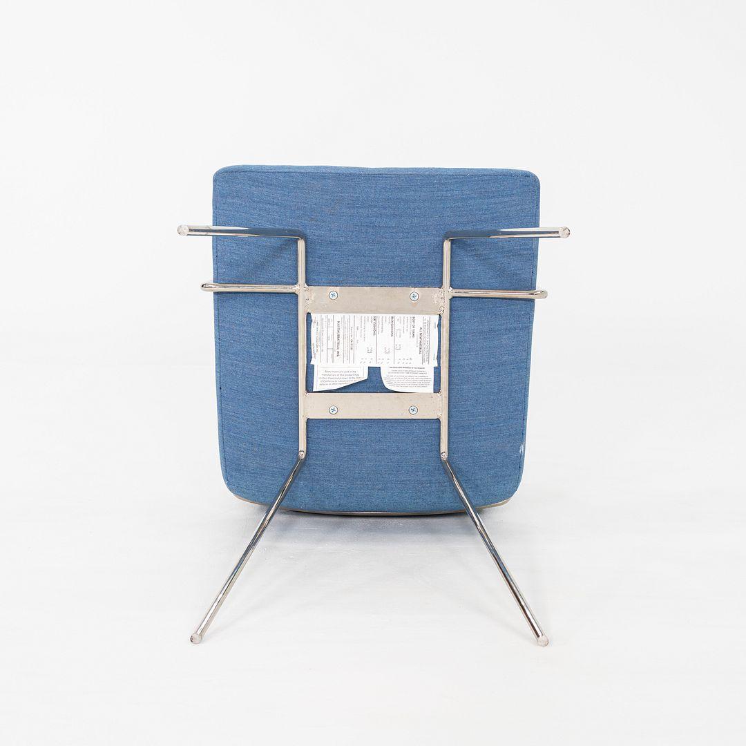 2018 Paire de fauteuils Capra en tissu bleu par Lee Pasteris pour Martin Brattrud en vente 4