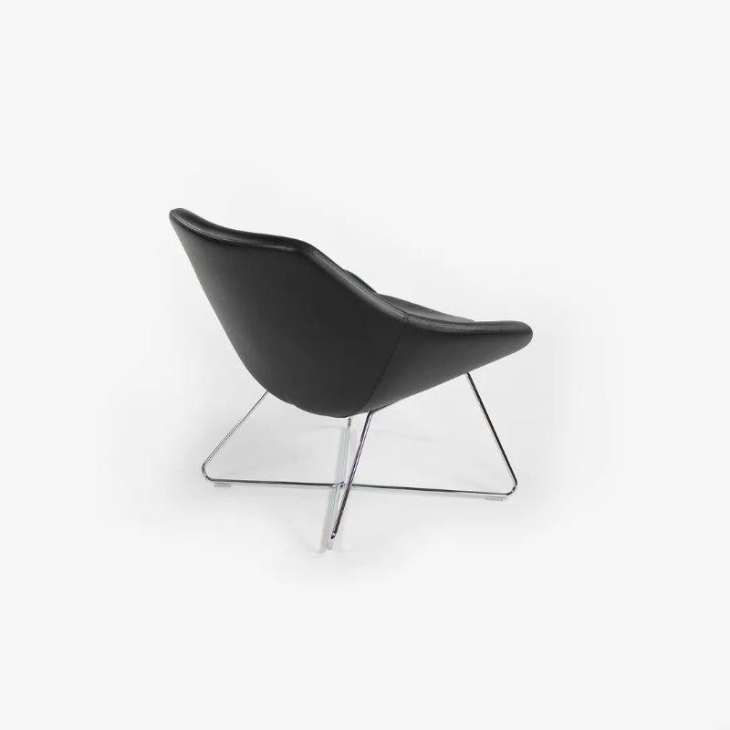 Plastique 2018 Pearson Lloyd pour Allermuir Chaise longue ouverte en cuir noir ou en vinyle en vente