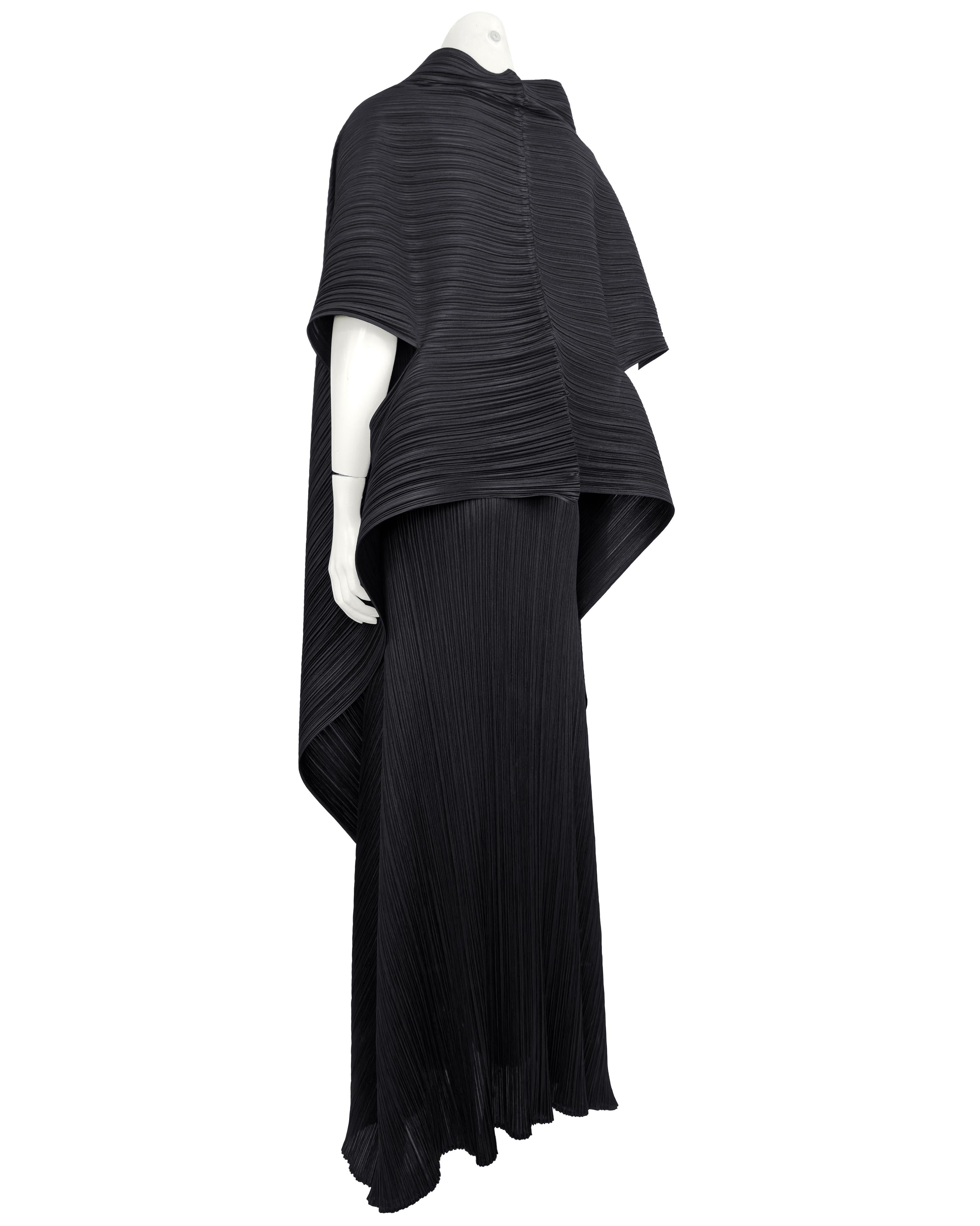 2018 Pleats Please by Issey Miyake Black Plissé Dress & Jacket Set For Sale 1