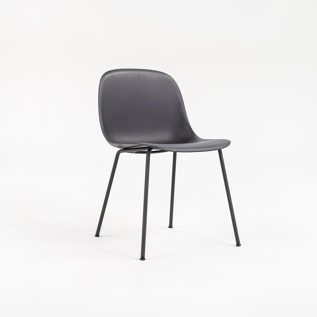 Acier 2018 Ensemble de treize chaises d'appoint en fibre de Muuto par Iskos-Berlin Structure en acier noir en vente