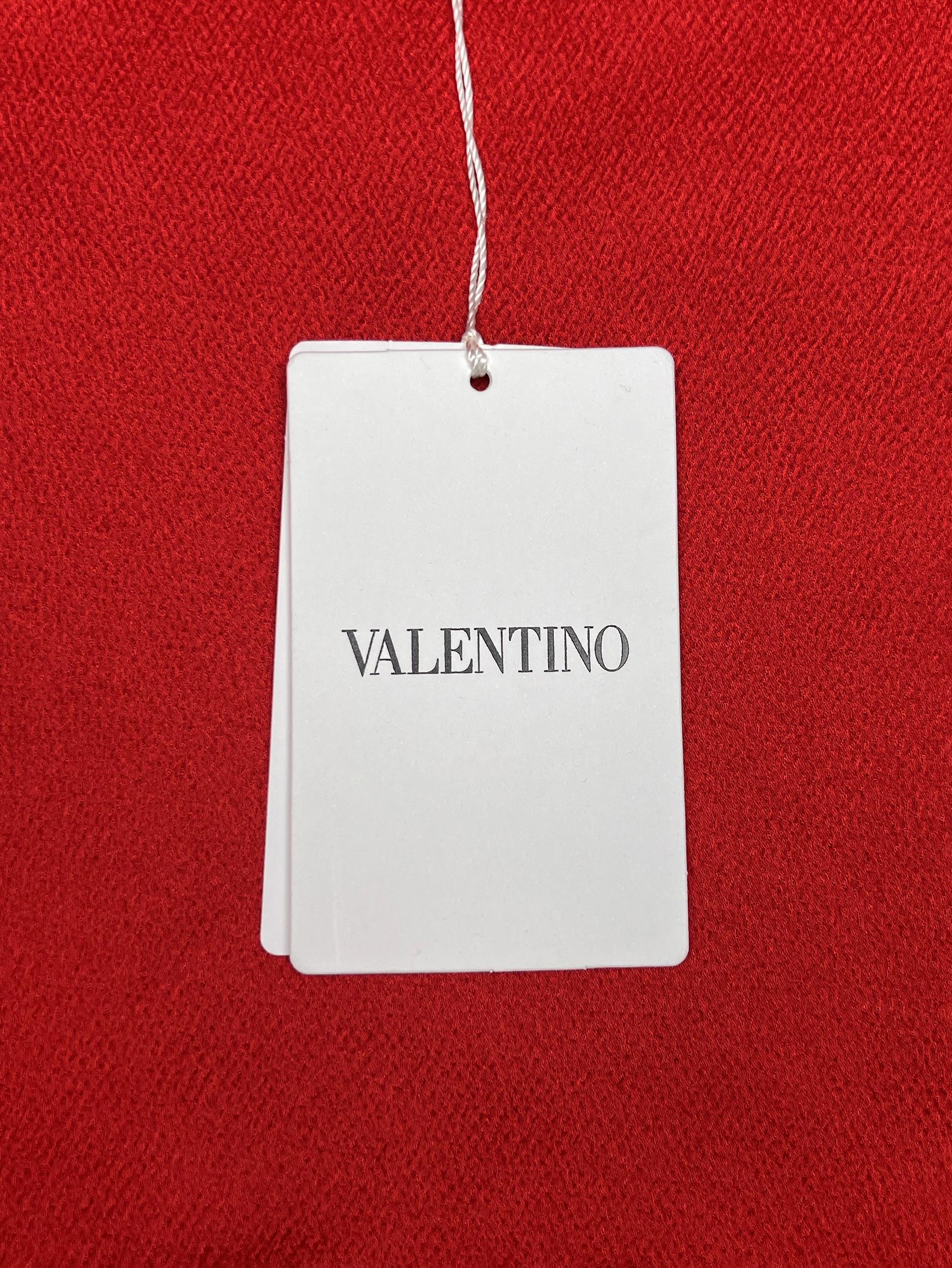 2018 Valentino Garavani textured trim tracksuit zip jacket In Excellent Condition For Sale In Алматинский Почтамт, KZ