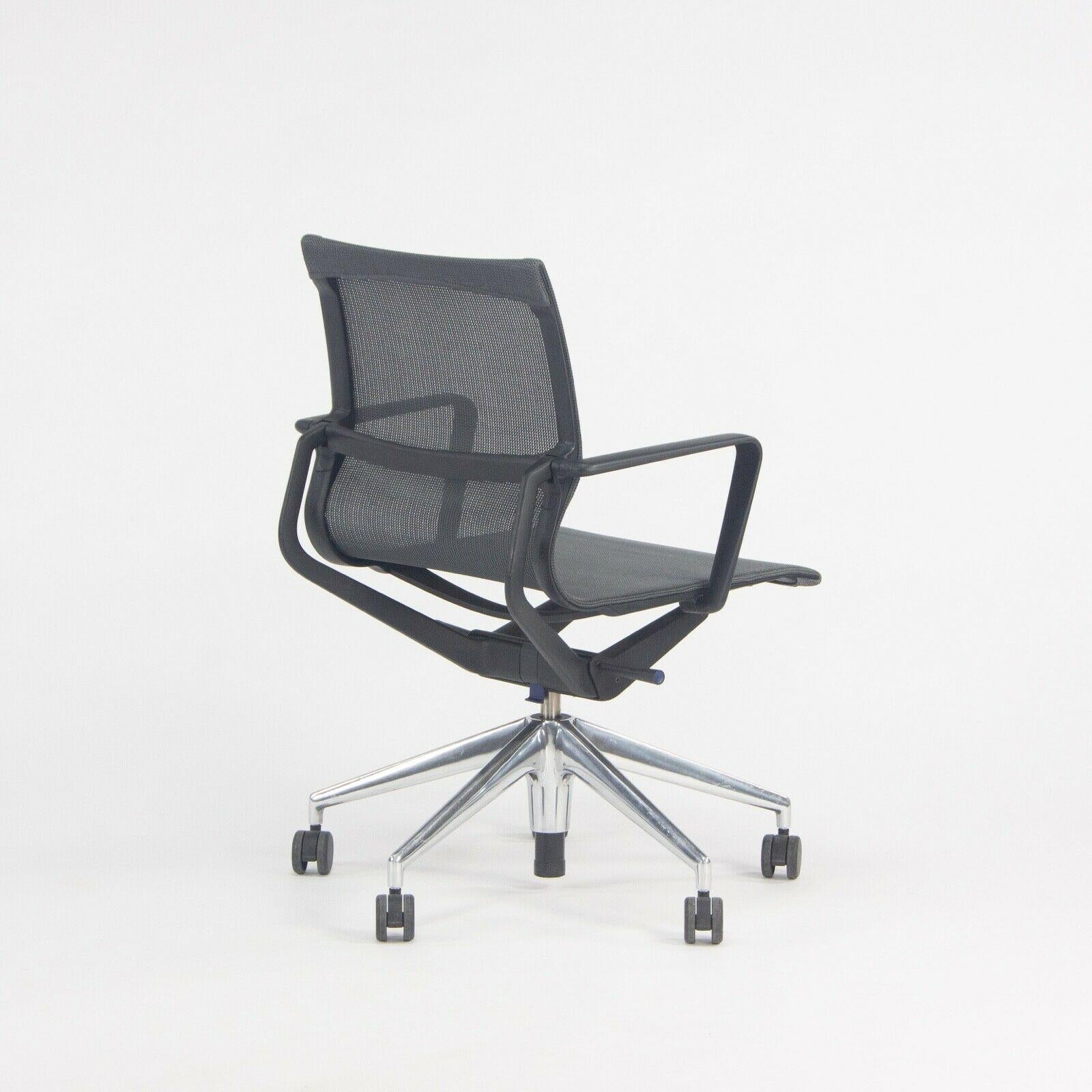 2018 Vitra Physix Rolling Desk Chair by Alberta Meda Gray Mesh Sets Available In Good Condition For Sale In Philadelphia, PA