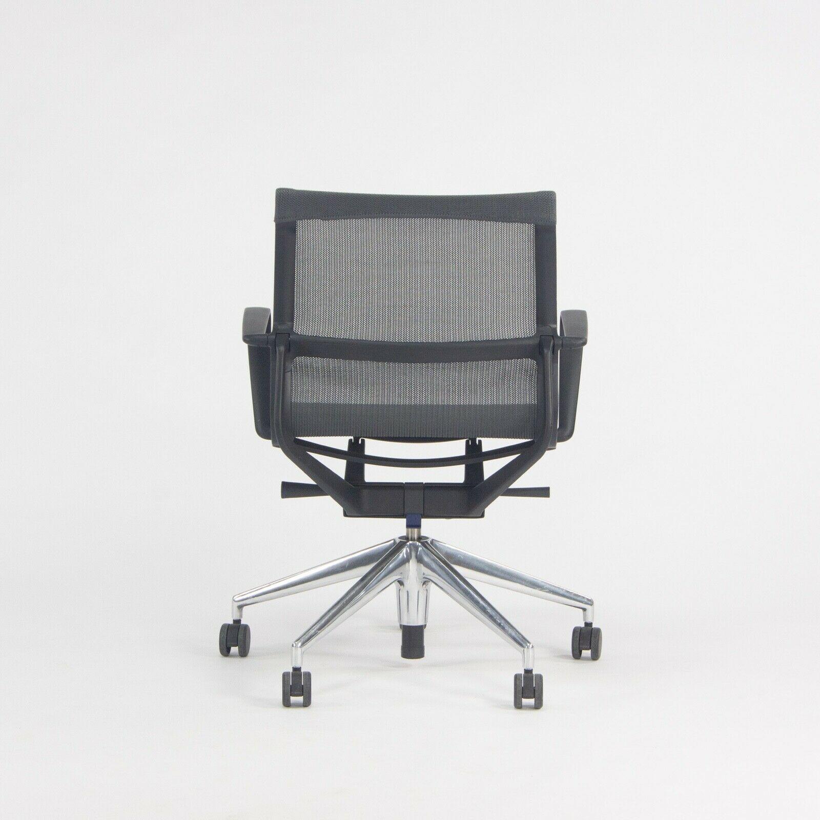 Contemporary 2018 Vitra Physix Rolling Desk Chair by Alberta Meda Gray Mesh Sets Available For Sale
