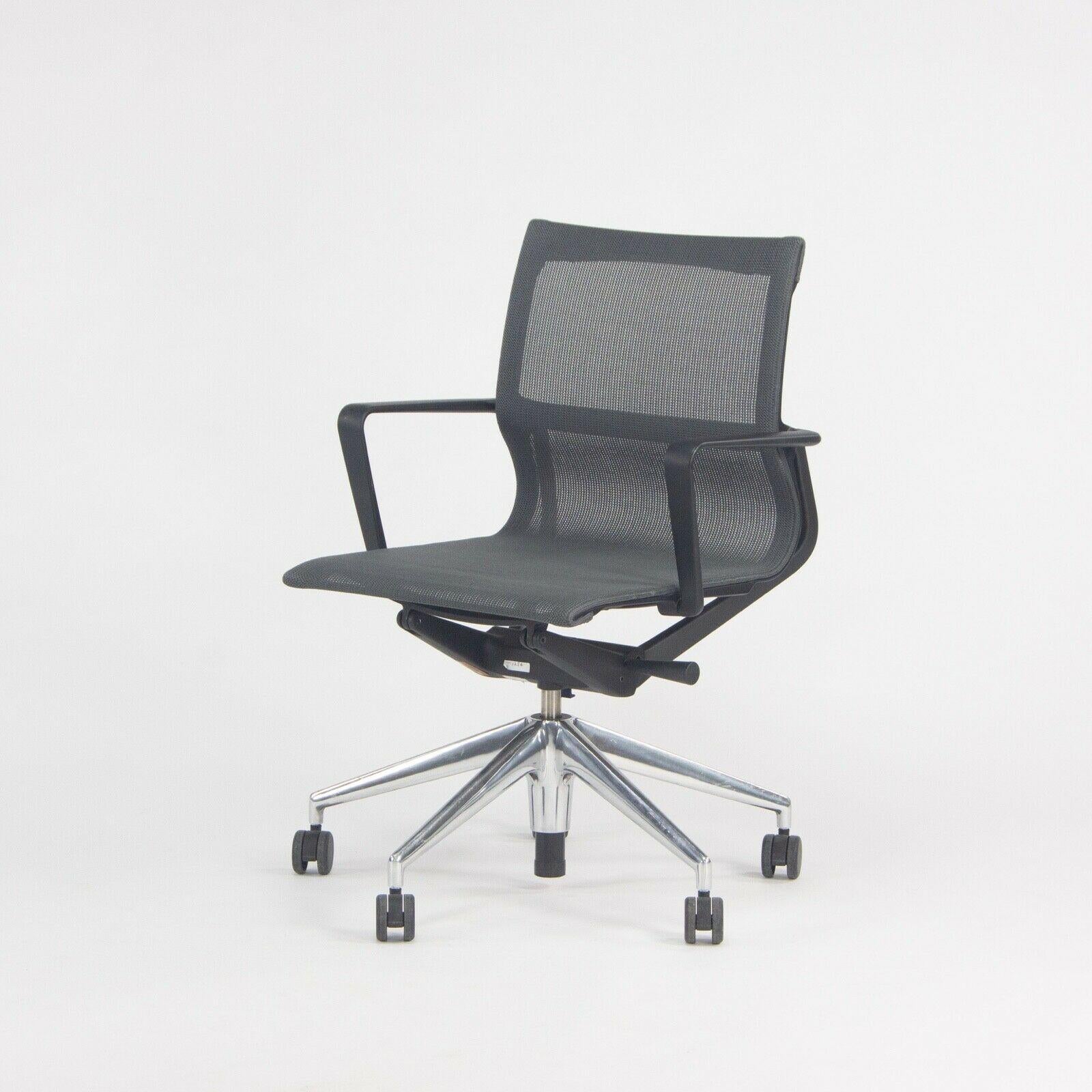 2018 Vitra Physix Rolling Desk Chair by Alberta Meda Gray Mesh Sets Available For Sale 2
