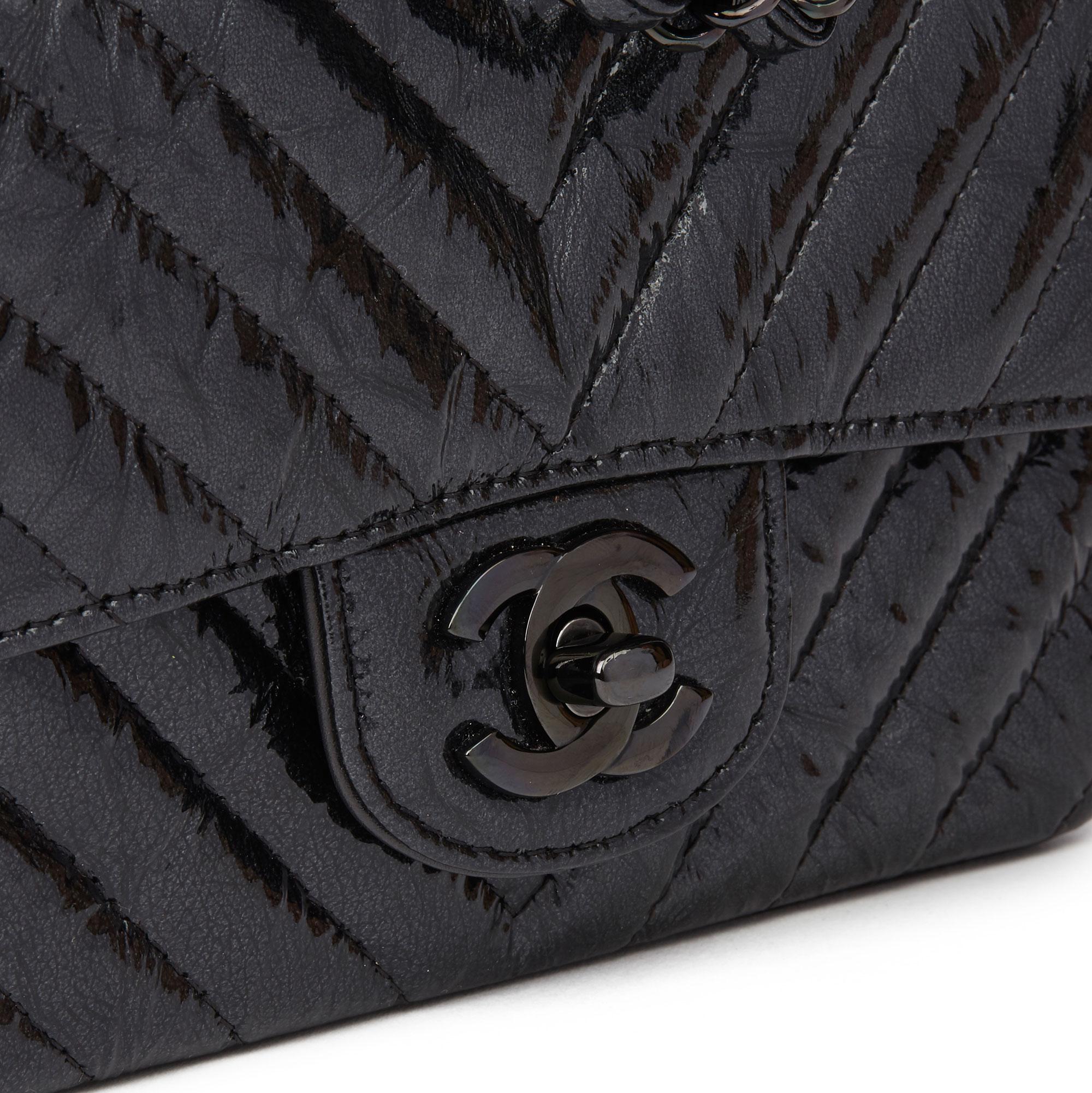 2019 Chanel Black Quilted Crumpled Metallic Calfskin SO Black Mini Flap Bag 3