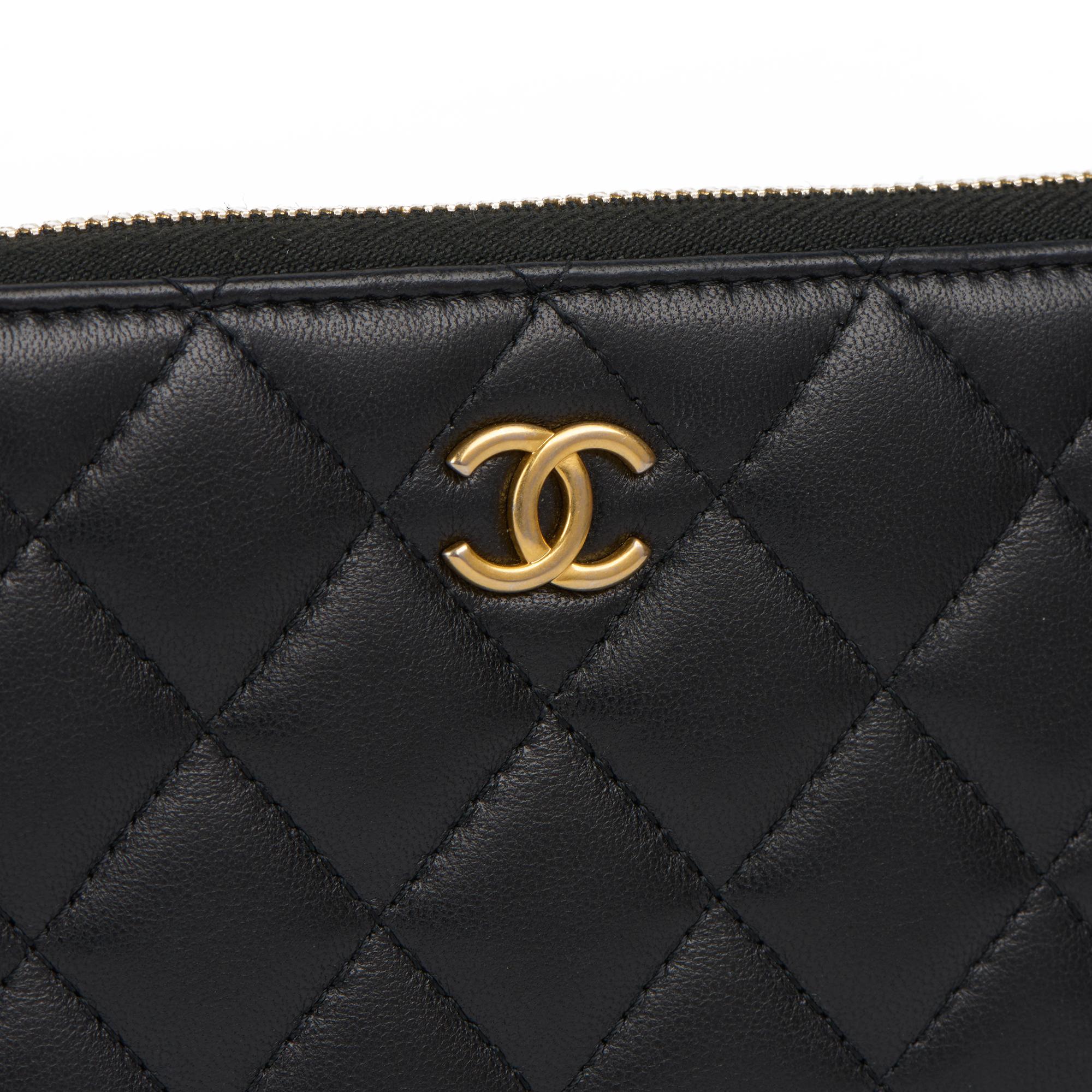 2019 Chanel Black Quilted Lambskin Classic Long Zipped Wallet 2