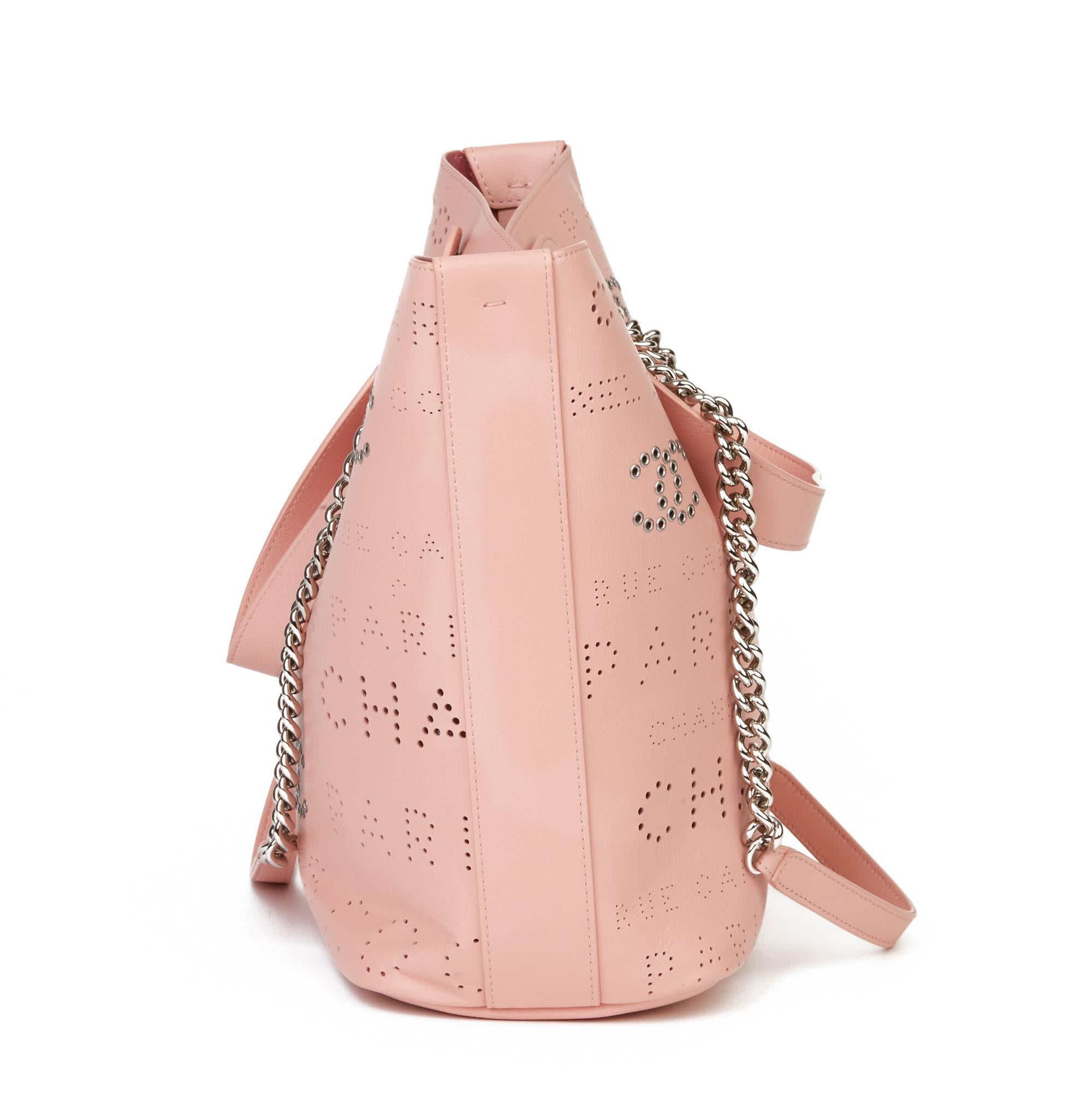 2019 Chanel 2019 Chanel Rosa Kalbsleder Logo Eyelets Einkaufstasche mit Tweedbeutel (Pink)
