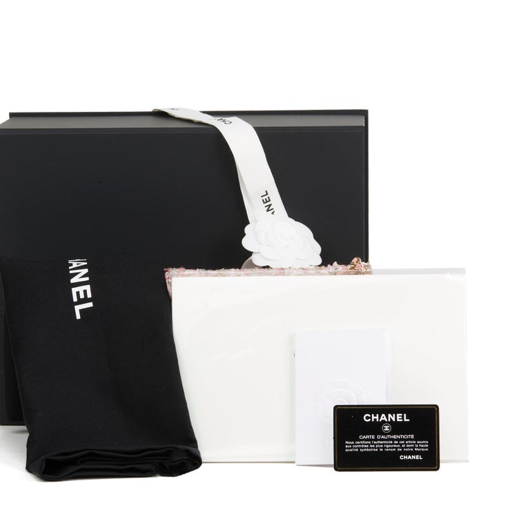 Timeless CHANEL CLASSIC TWEED BAG 2019 Black White Cream Dark red Purple  Leather ref.180659 - Joli Closet
