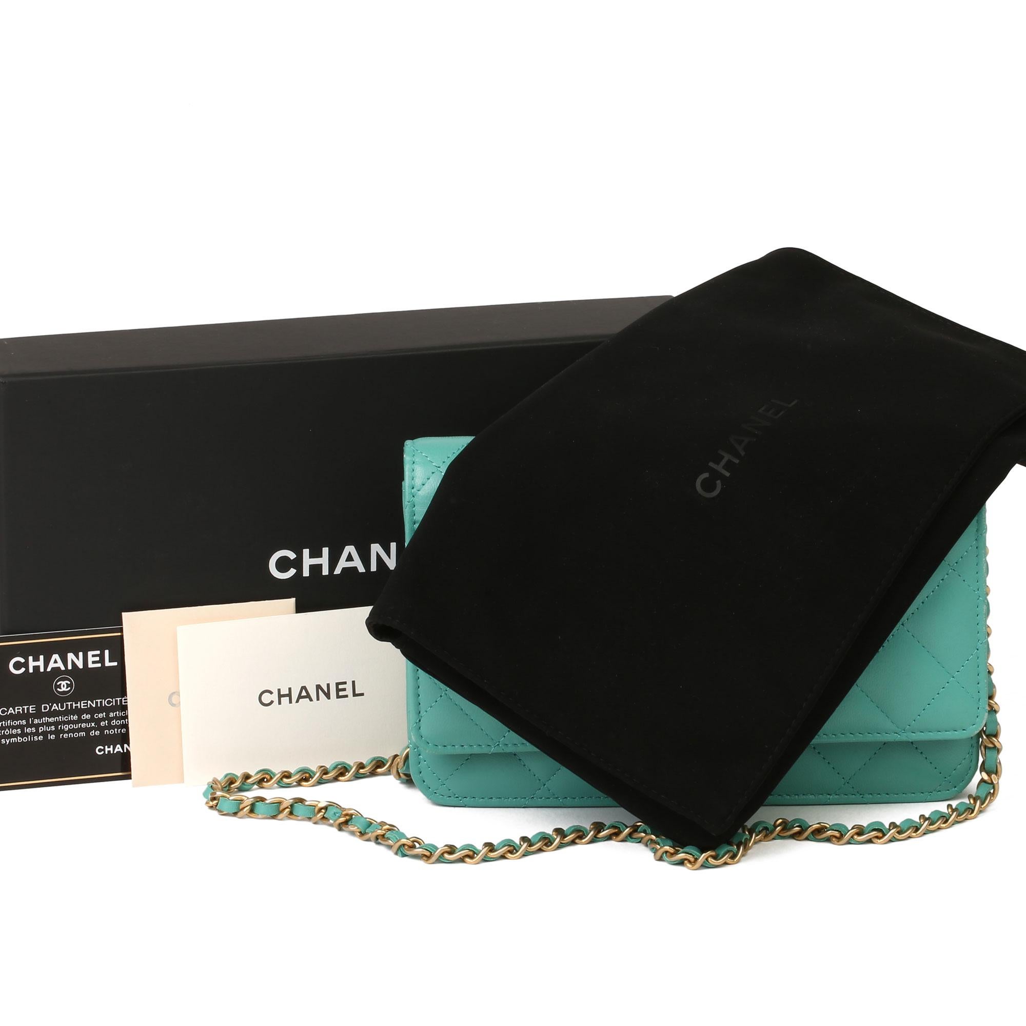 2019 Chanel Turquoise Quilted Lambskin Wallet-on-Chain WOC 3
