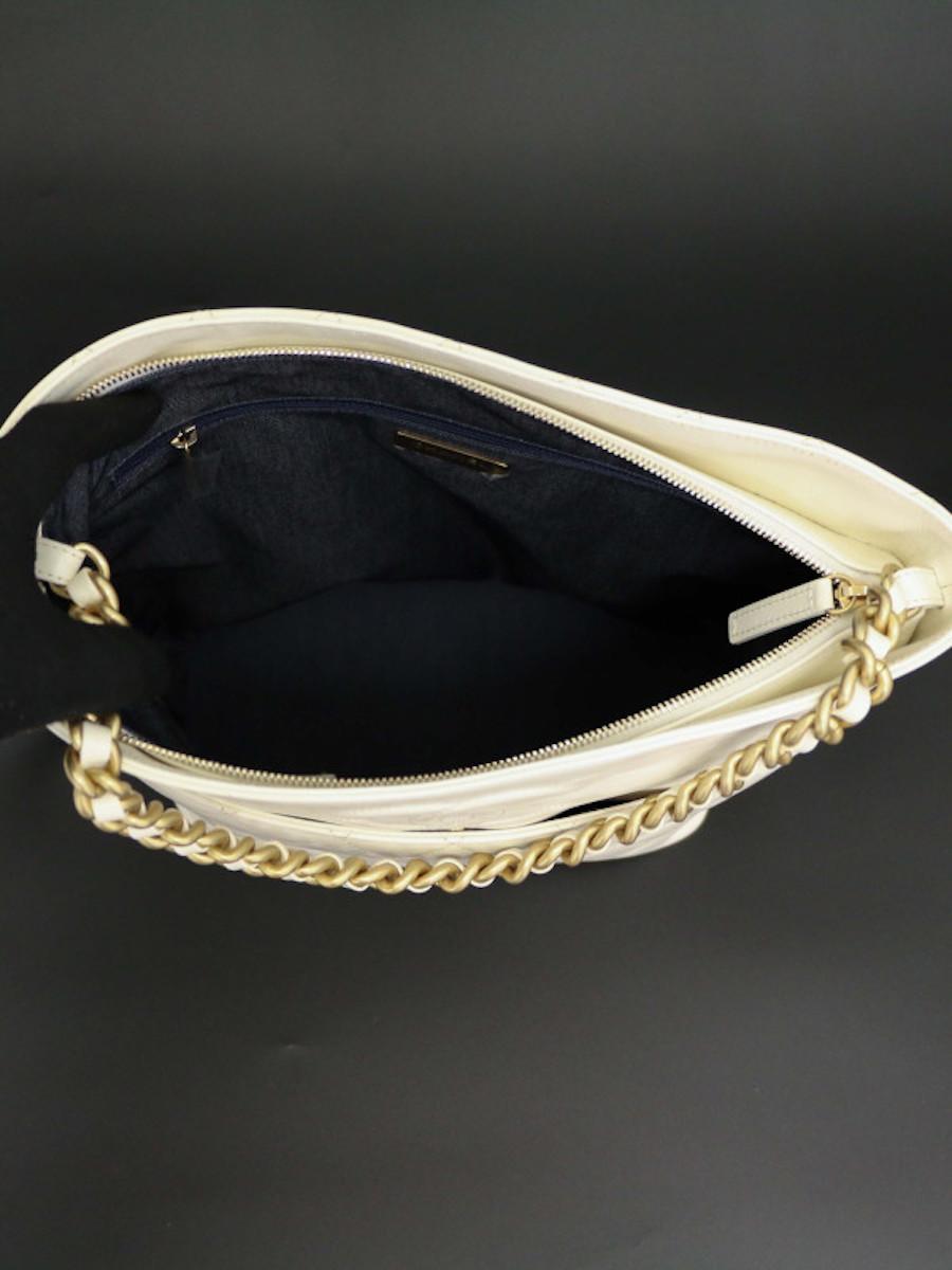 2019 Chanel bolso hobo de cuero blanco en venta 1