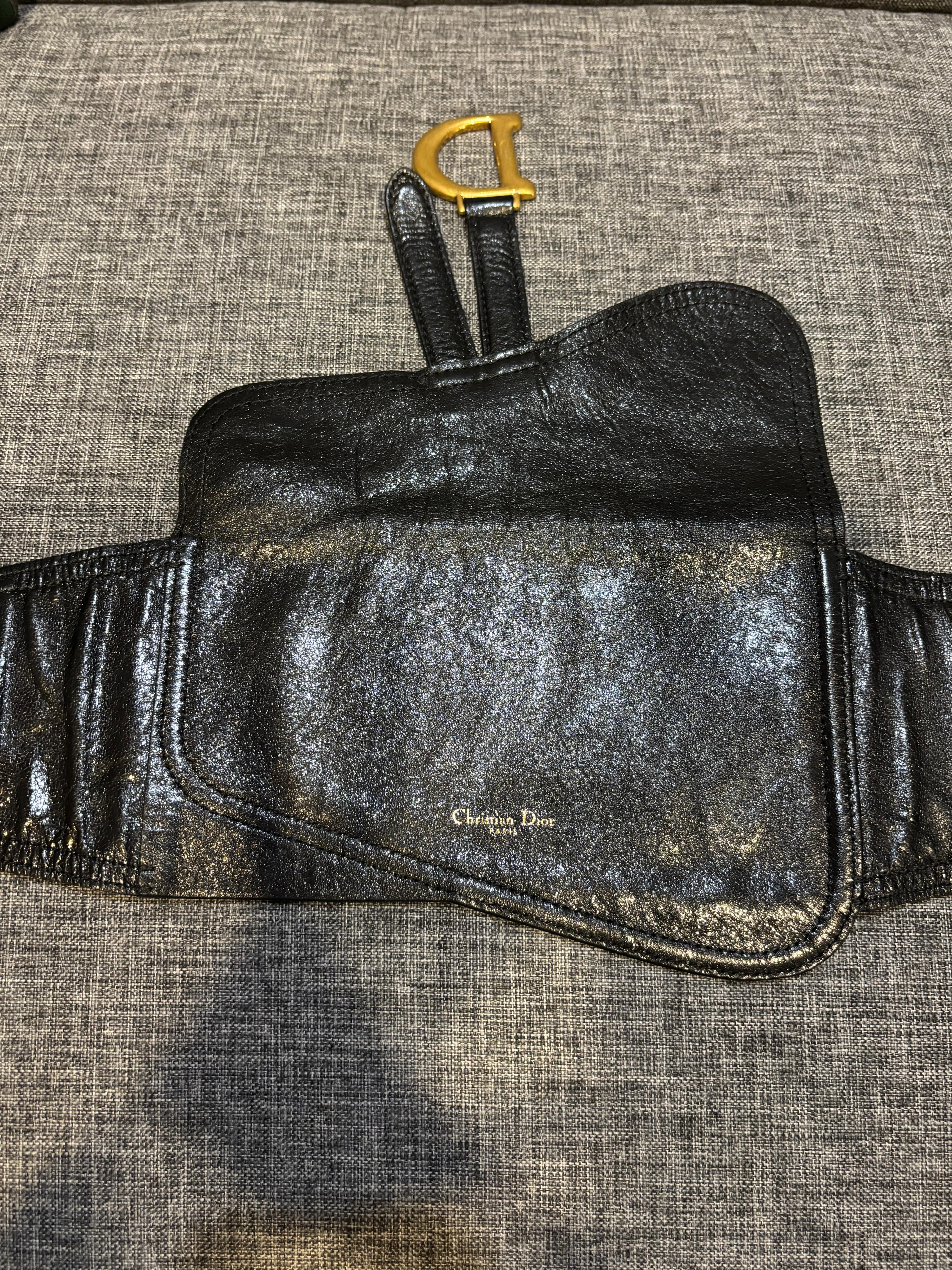2019 Christian Dior Cintura a sella in pelle nera in vendita 1