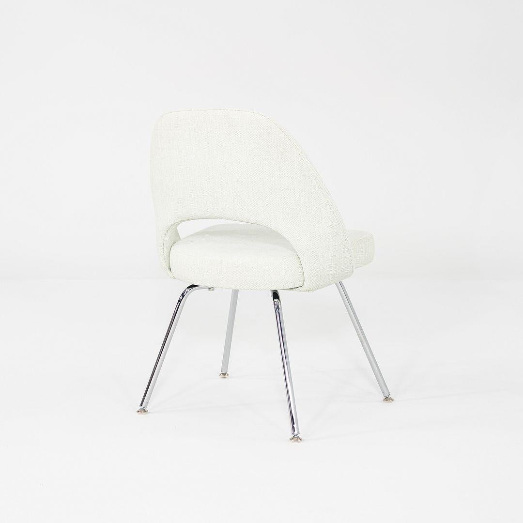 XXI secolo e contemporaneo 2019 Eero Saarinen per Knoll Sedia da pranzo direzionale senza braccioli in Greene & Greene in vendita