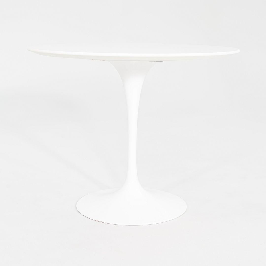 Moderne 2019 Eero Saarinen for Knoll Table de salle à manger Tulip en stratifié blanc 36