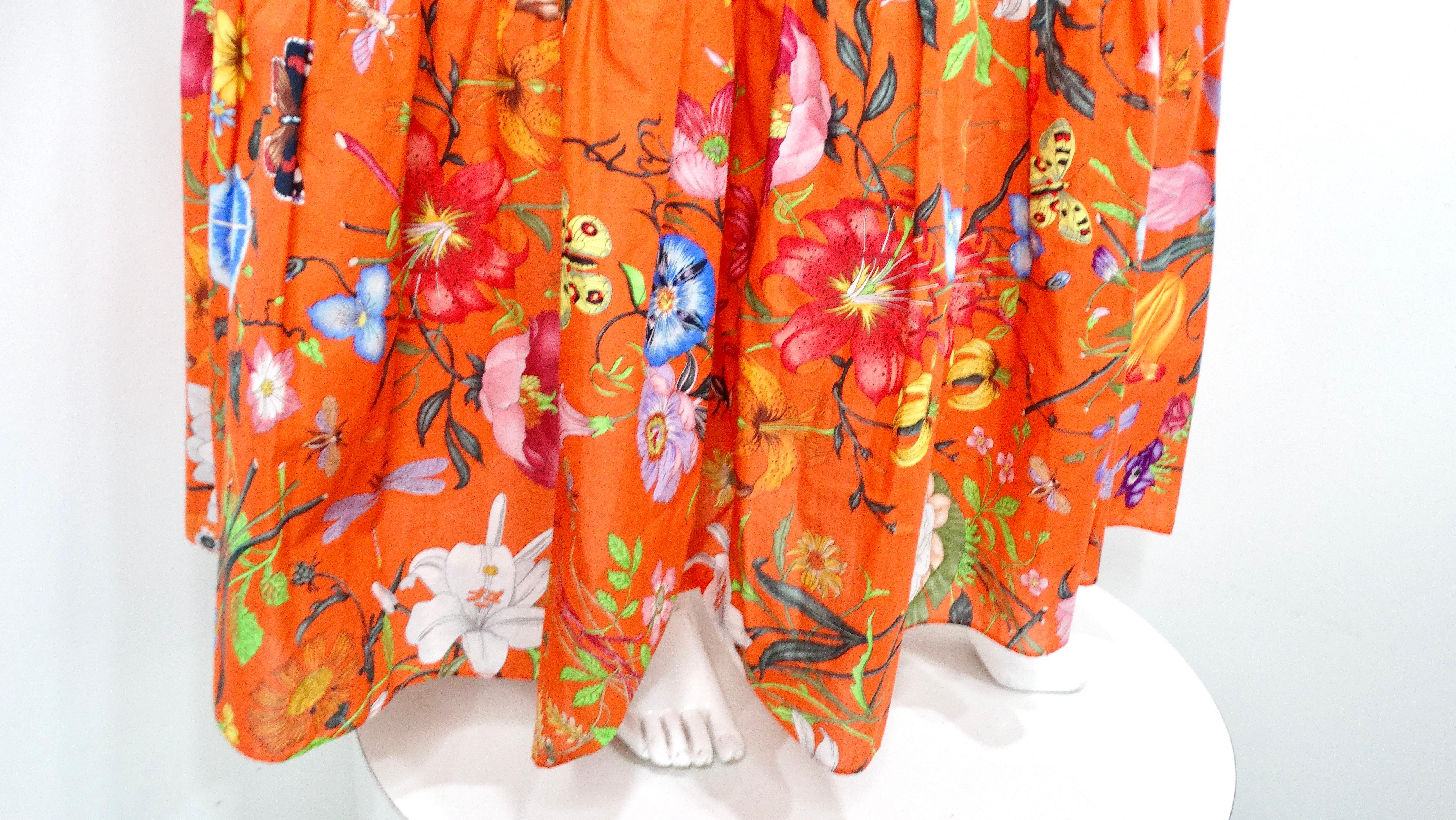2019 Gucci Gonna midi in cotone con stampa multicolore arancione &New India In condizioni buone in vendita a Scottsdale, AZ
