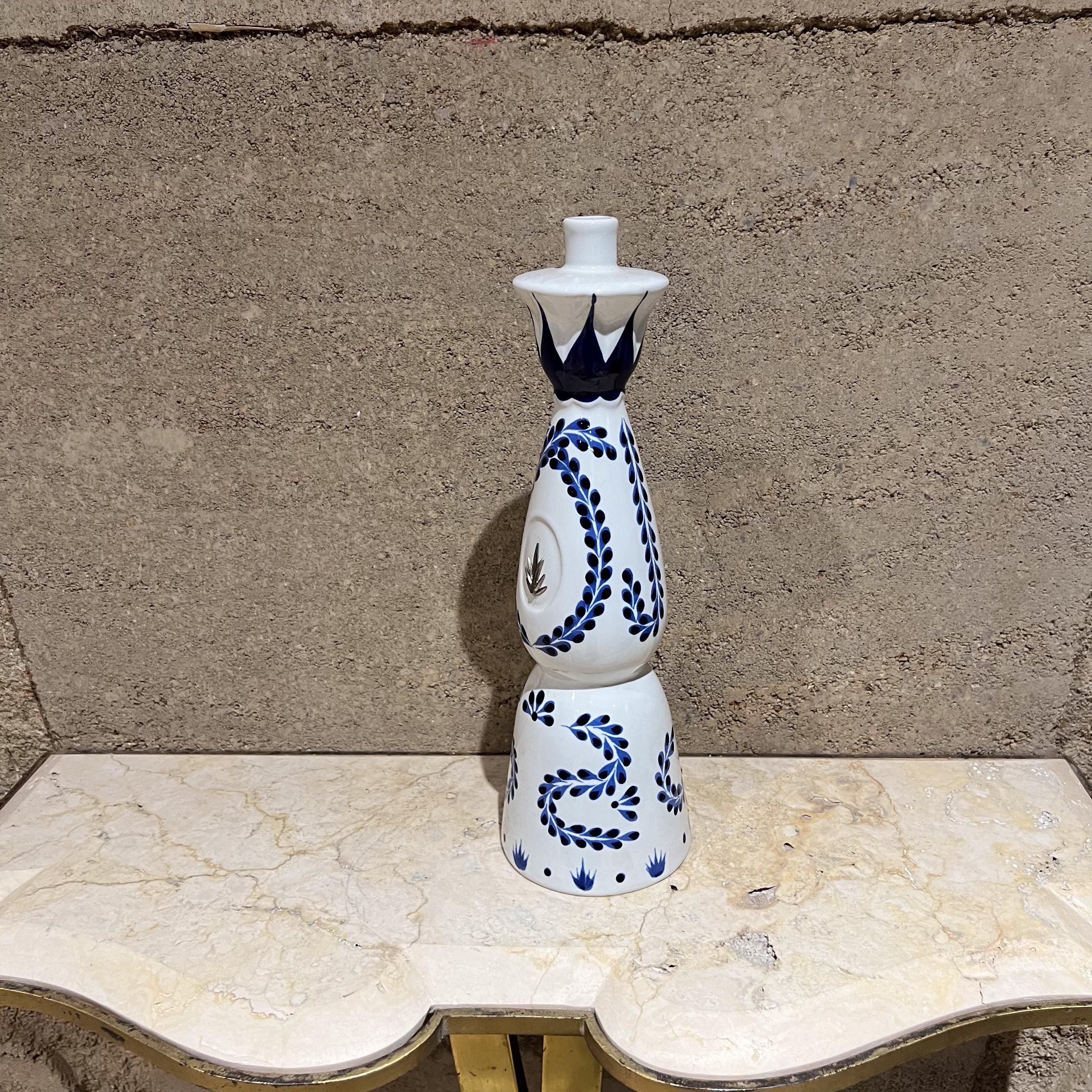2019 Hand Painted Ceramic Tequila Bottle Clase Azul Reposado 1