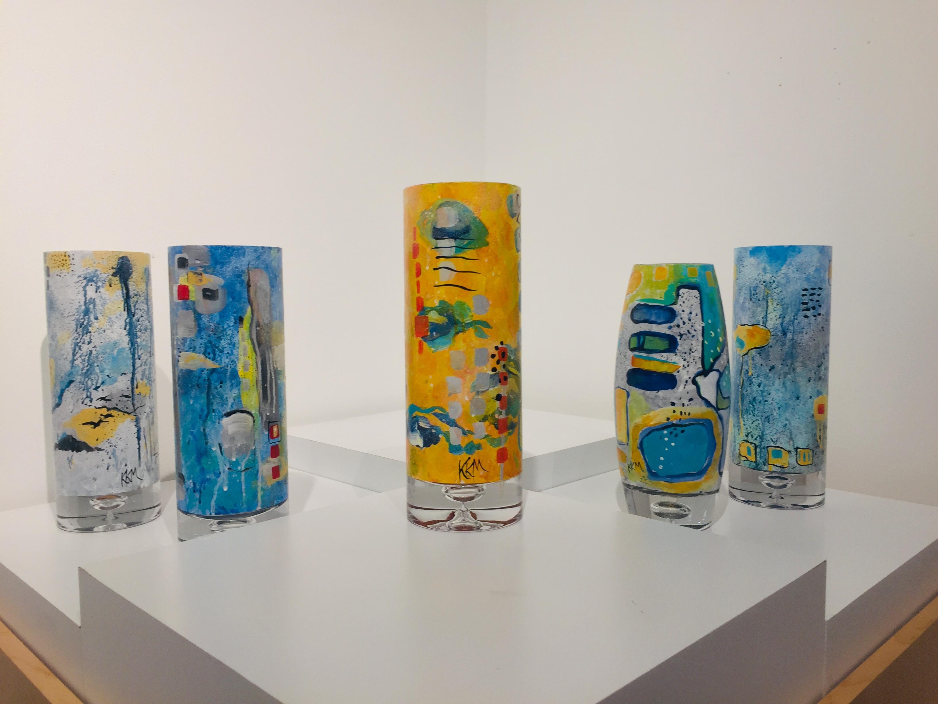 Vase orange en verre peint à la main par Kathleen Kane-Murrell, n° 2, 2019 Neuf - En vente à San Diego, CA