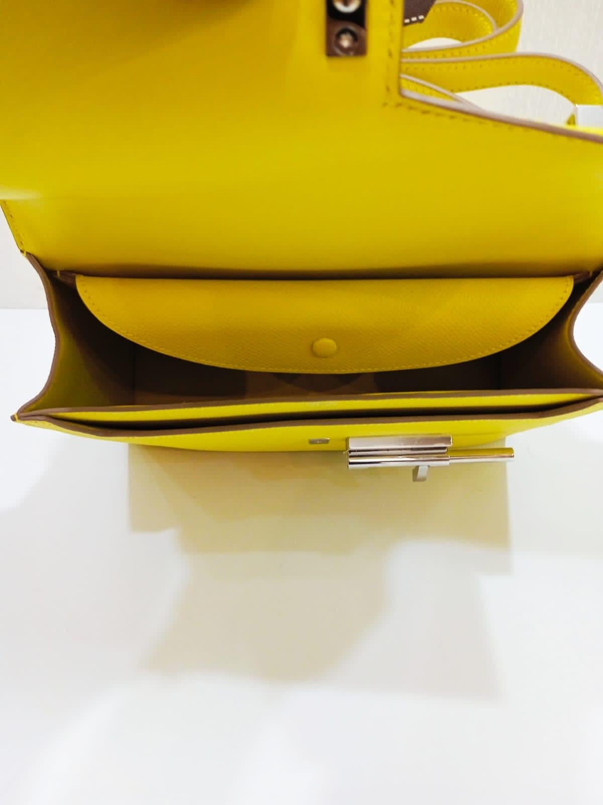 2019 Hermes Lime Epsom Verrou 21 Bag 5