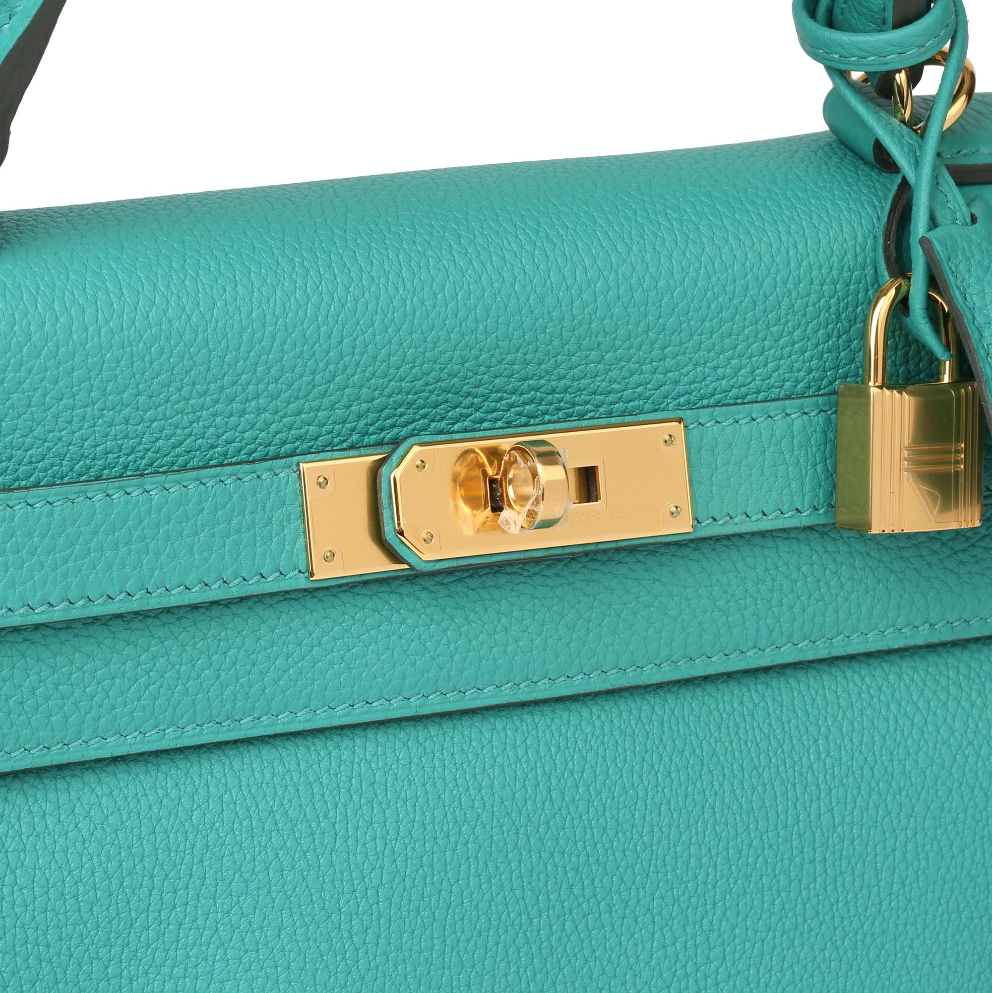 2019 Hermes Vert Verone Togo Leather Kelly 28cm Sellier In New Condition In Bishop's Stortford, Hertfordshire