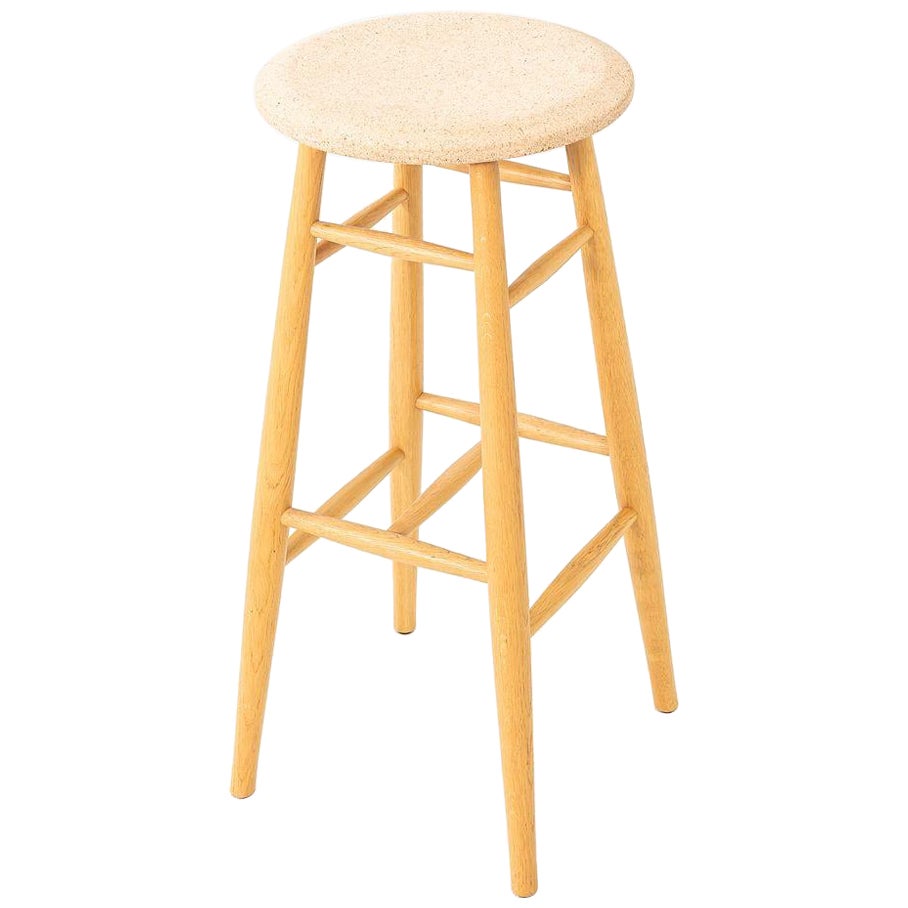 2019 Lars Beller Fjetland für HEM Drifted Barhocker aus Naturkork und Eiche im Angebot