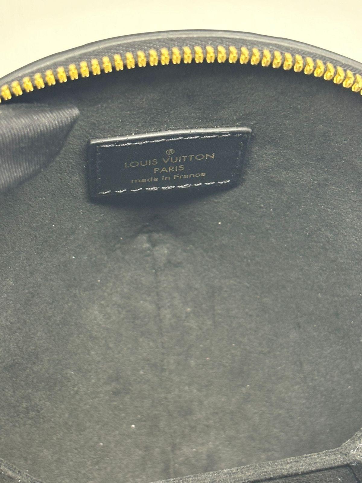 2019 Louis Vuitton Black Monogram Vernis Toupie Bag 4