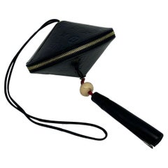 2019 Louis Vuitton Black Monogram Vernis Toupie Bag