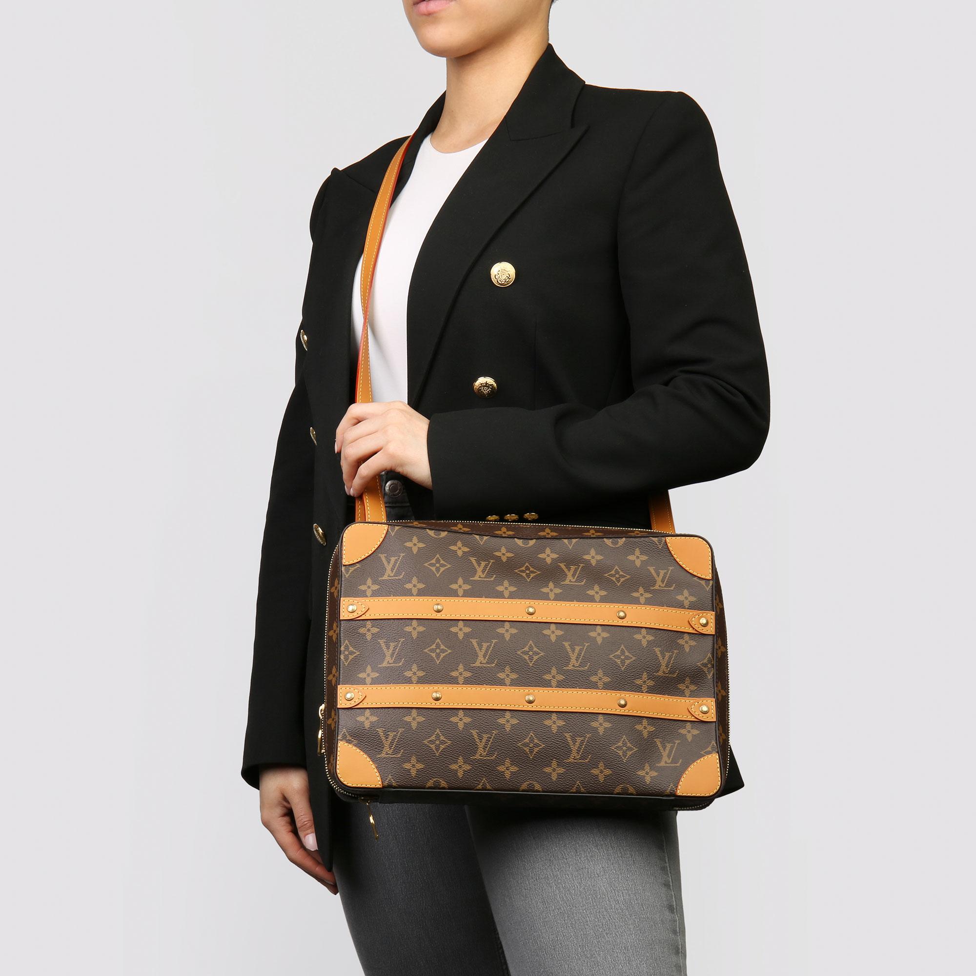 Louis Vuitton 2019 Monogramme Brown Canvas & Leather Soft Trunk Messenger MM en vente 7