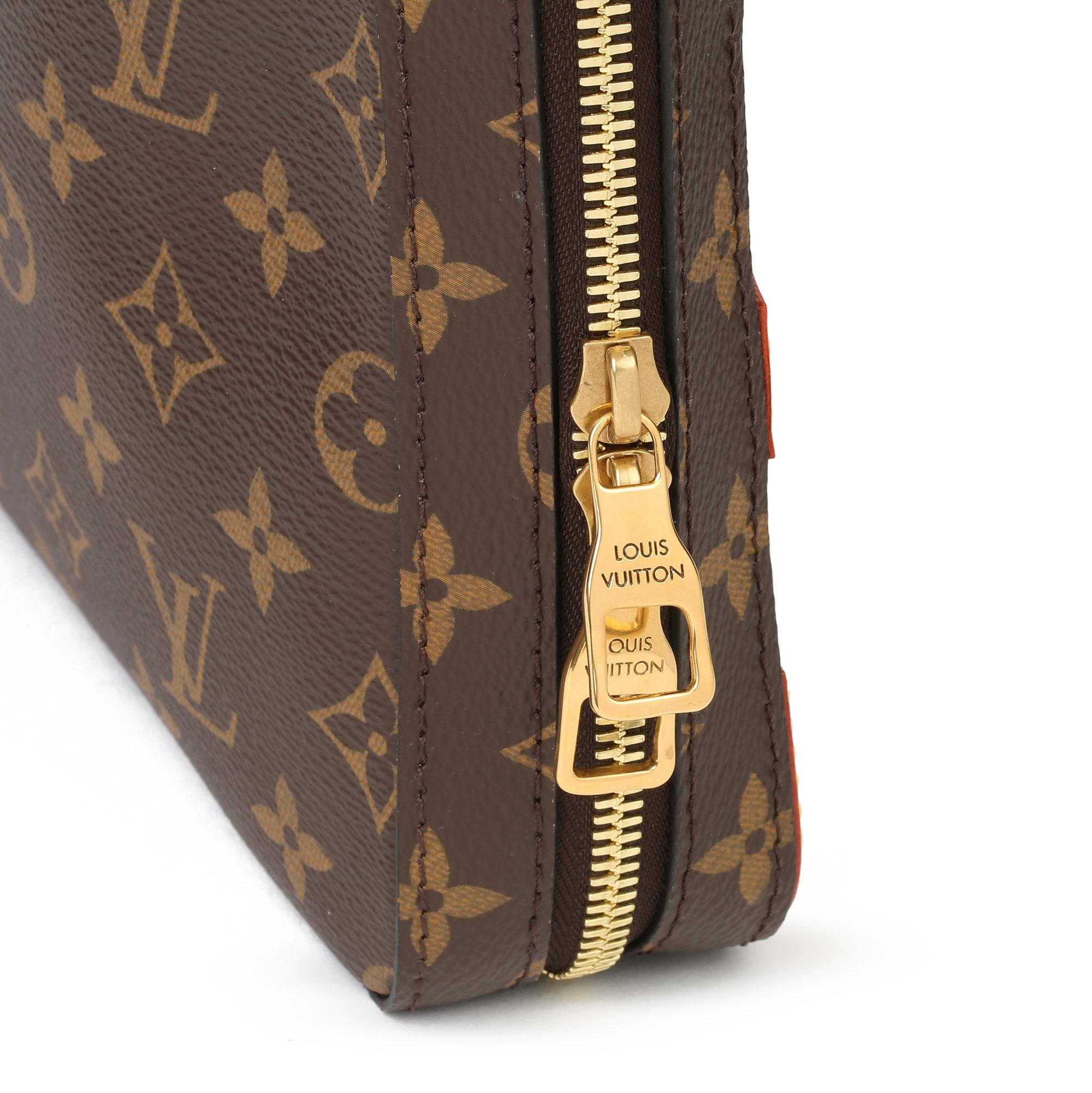Louis Vuitton Messenger aus Segeltuch mit braunem Monogramm und Leder in Soft Trunk MM im Angebot 2