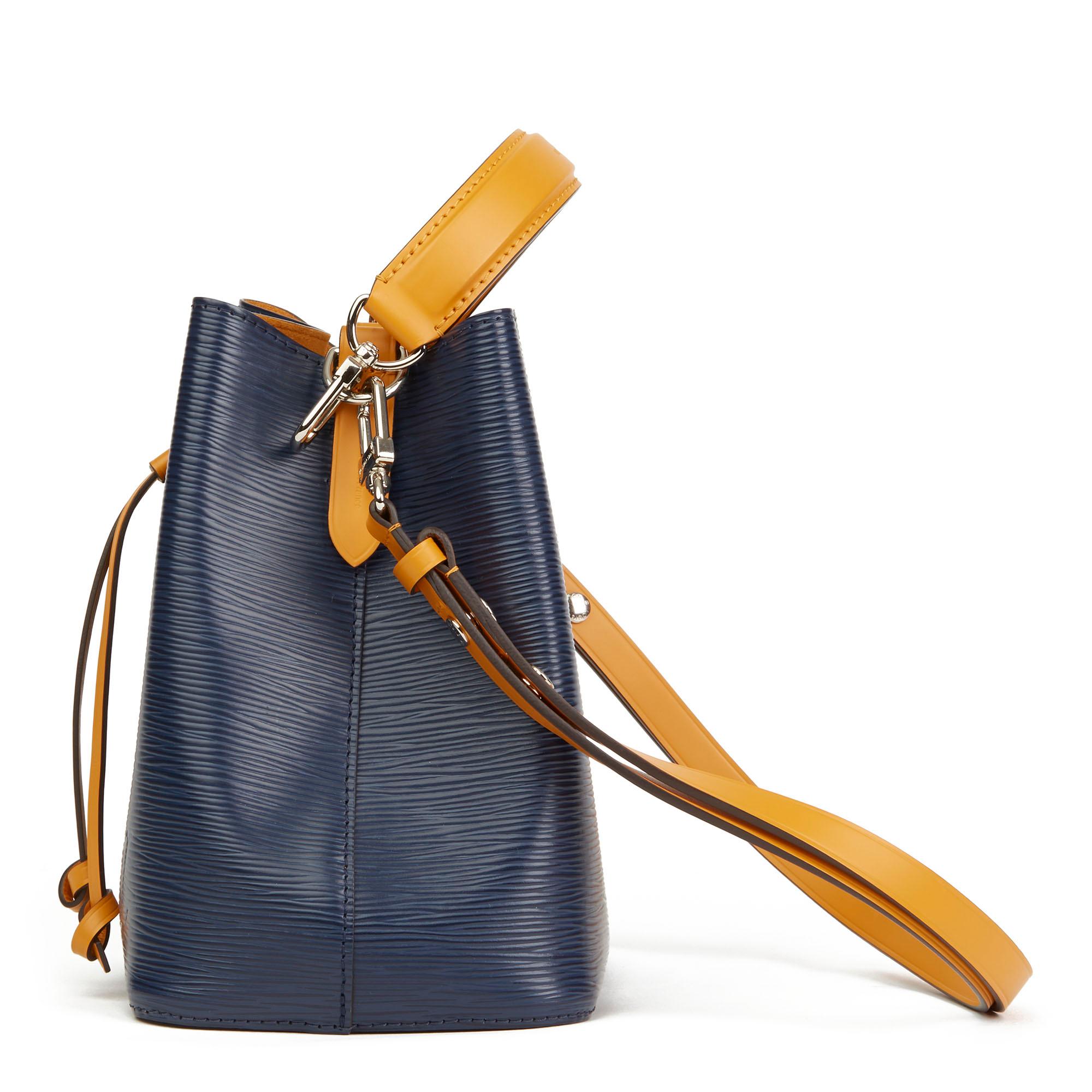 LOUIS VUITTON
Indigo & Safran Epi Leather NéoNoé BB

Xupes Reference: HB2903
Serial Number: SR0179
Age (Circa): 2019
Accompanied By: Louis Vuitton Dust Bag
Authenticity Details: Date Stamp (Made In France)
Gender: Ladies
Type: Shoulder, Top