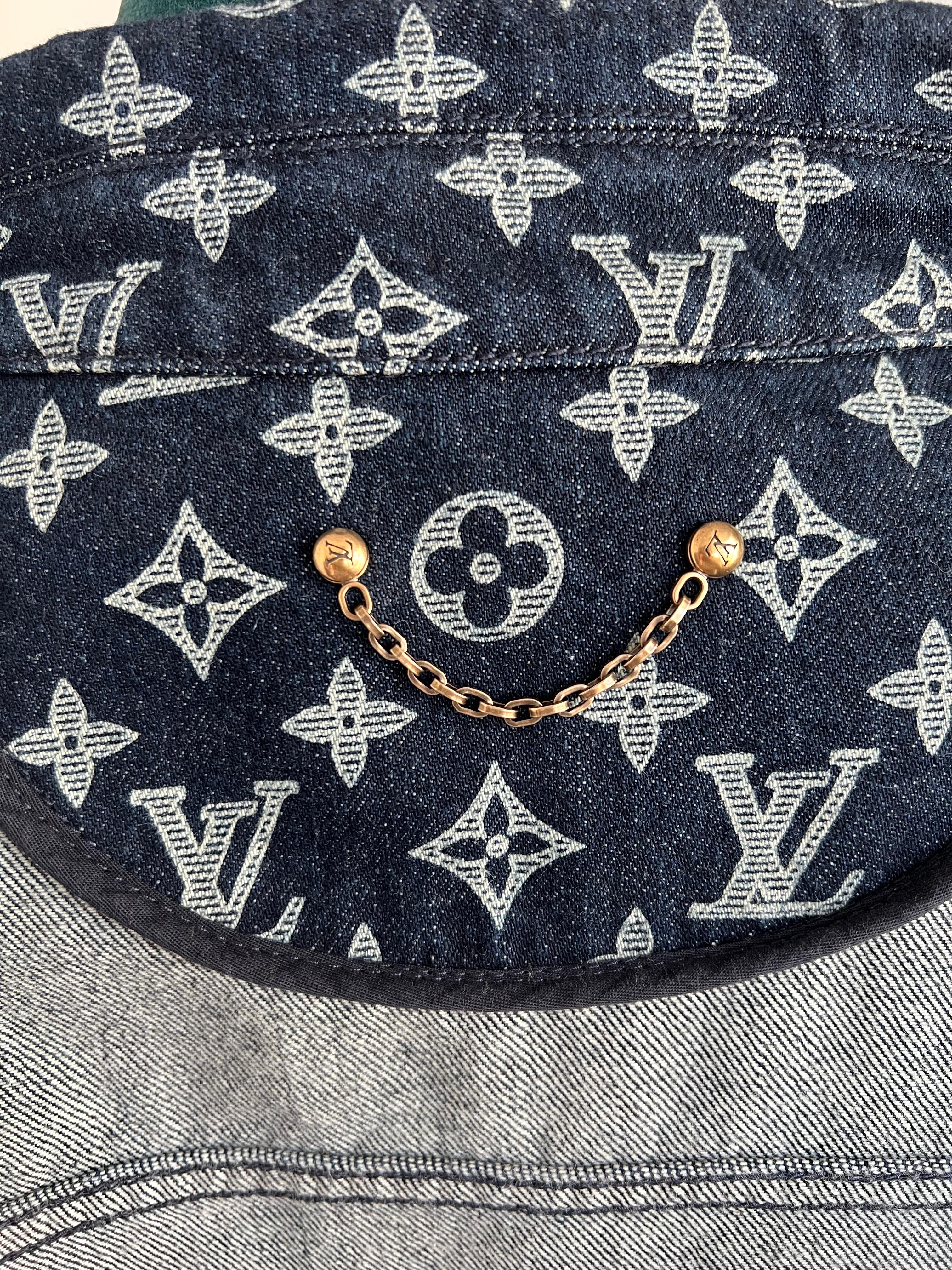 2019 Louis Vuitton men's Monogram Denim Jacket by Virgil Abloh For Sale 1