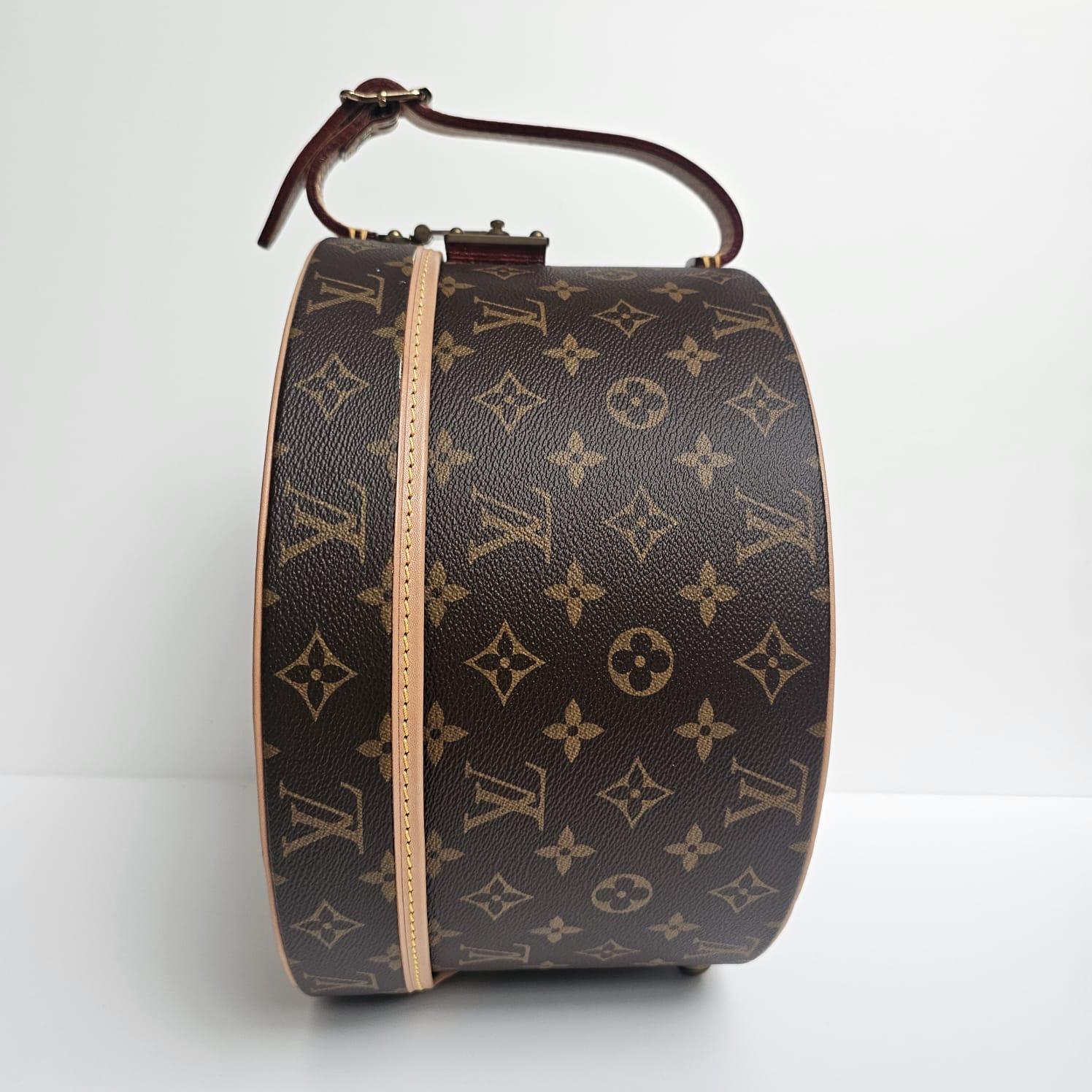 2019 Louis Vuitton Monogram Boite Chapeau 30 Holz-Reisekoffer mit Monogramm im Angebot 14