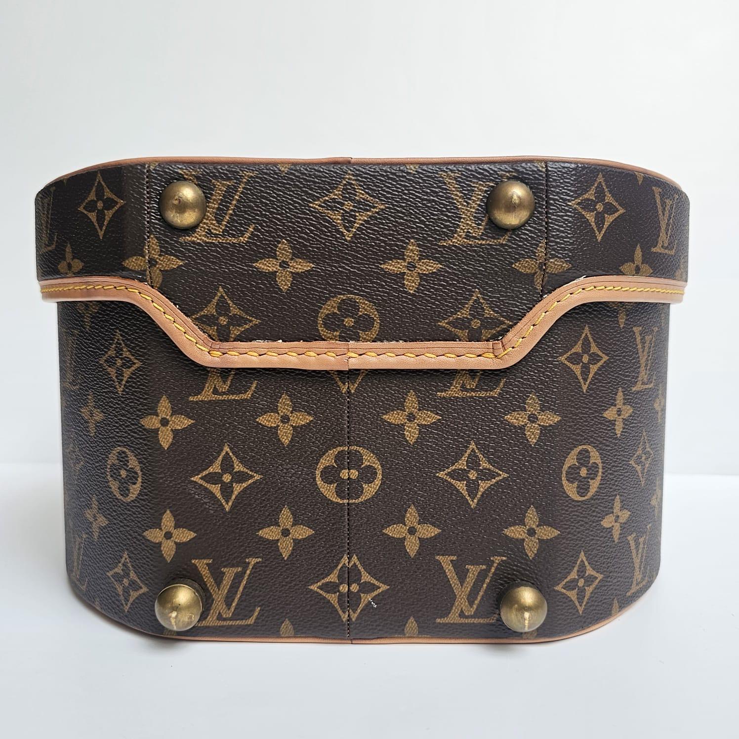 2019 Louis Vuitton Monogram Boite Chapeau 30 Holz-Reisekoffer mit Monogramm im Angebot 15