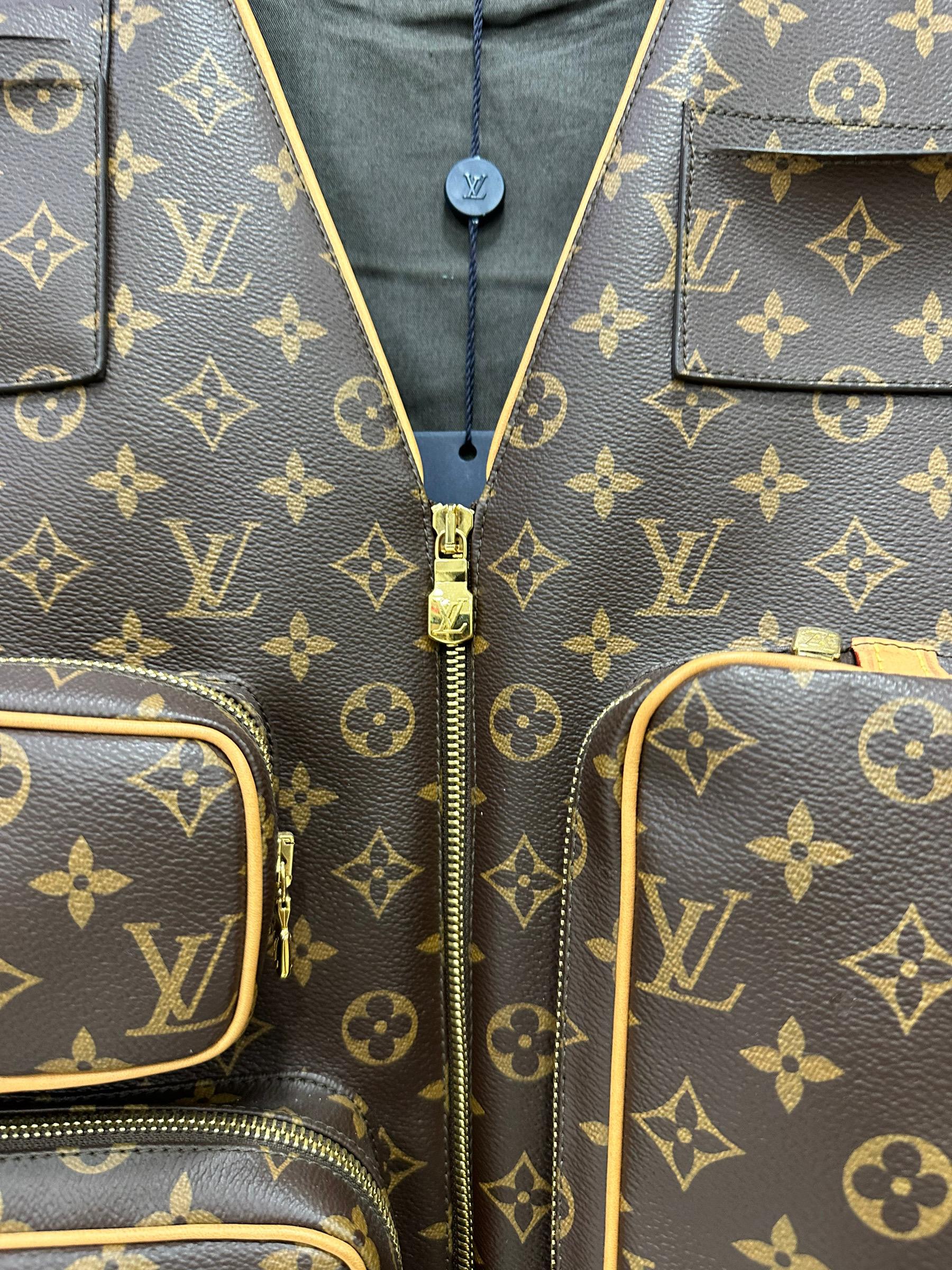 2019 Louis Vuitton Monogram Leather Men's Jacket Limited Edition For Sale 4