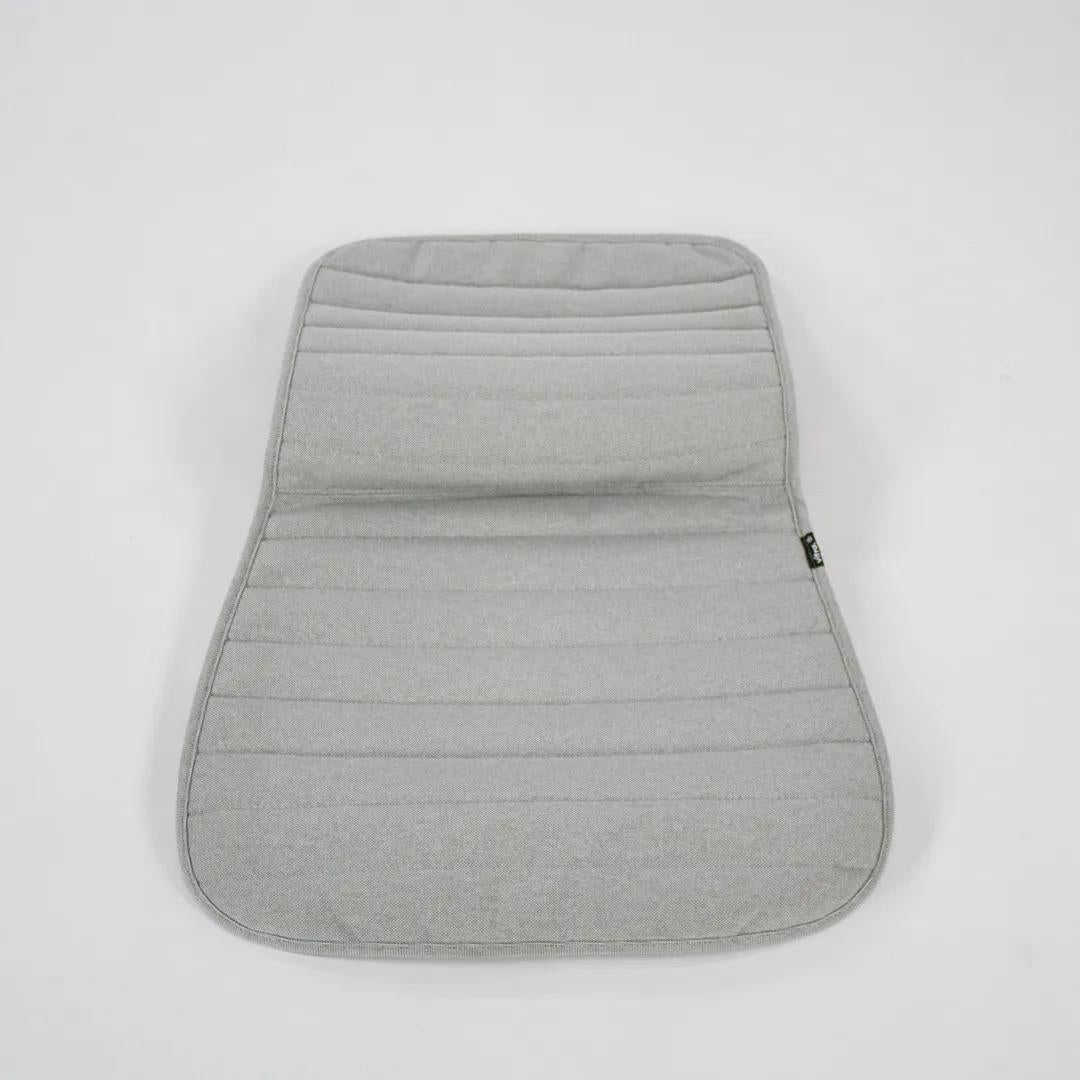 Allemand 2019 Set of 8 Jasper Morrison for Vitra HAL Gray Chair Pad Fabric - Covers Only (Jeu de 8 coussins de chaise en tissu gris Jasper Morrison pour Vitra HAL) - Covers Only (Couvertures seulement) en vente