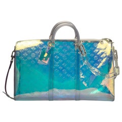 New in Box Louis Vuitton Runway SS 2020 Velvet Clutch Bag For Sale