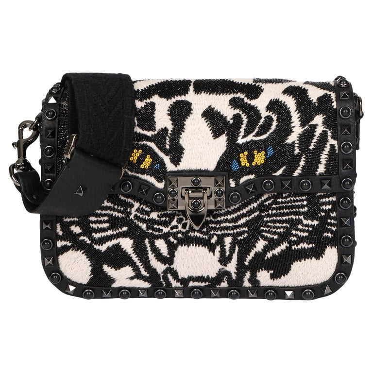 2019 Valentino Black Calfskin and Embellishment Tiger Rockstud Rolling Bag  at 1stDibs | valentino tiger bag