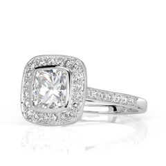 Anillo de compromiso de diamantes talla cojín 2,01 ct