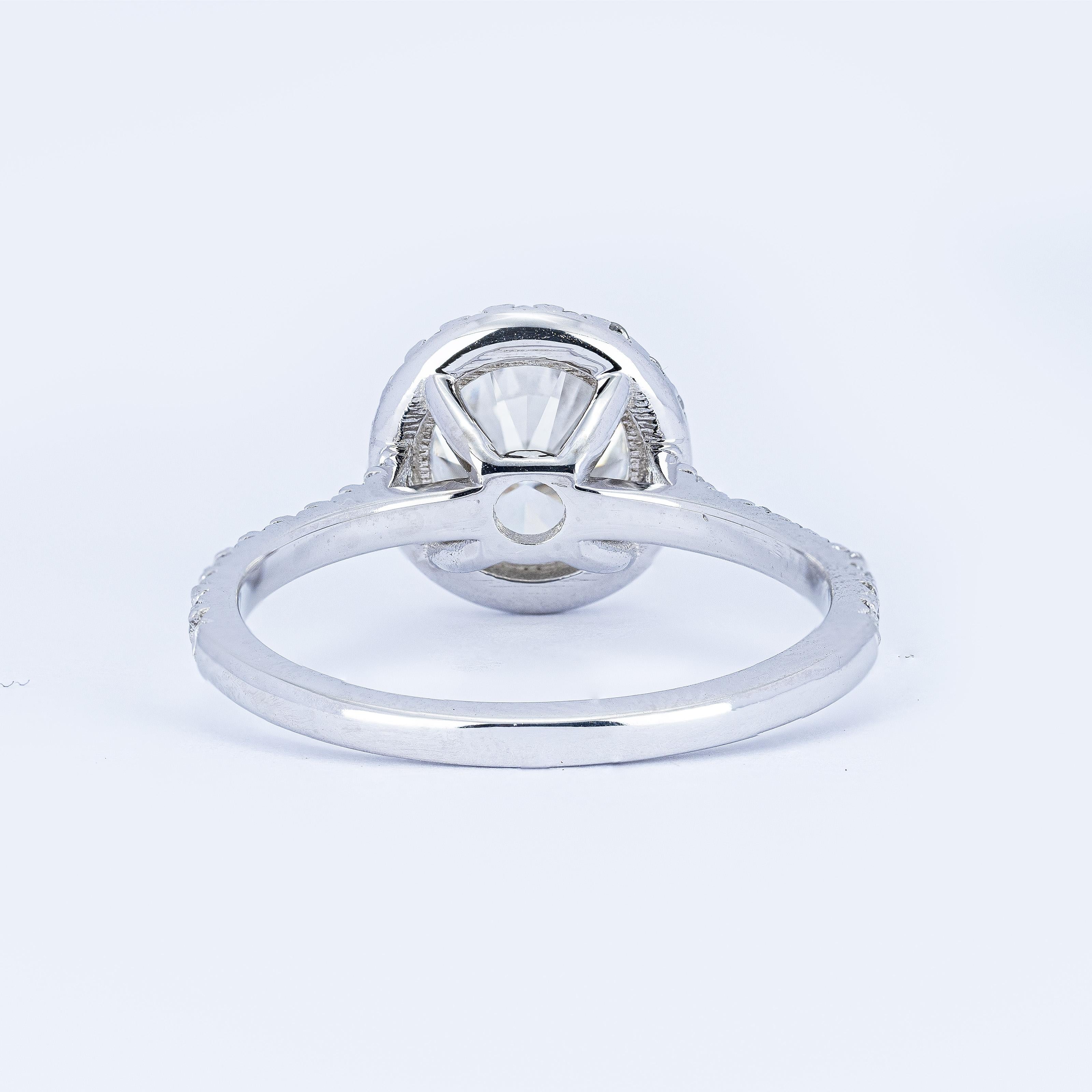 Round Cut 2.01ct Diamond Ring 14kt White Gold For Sale