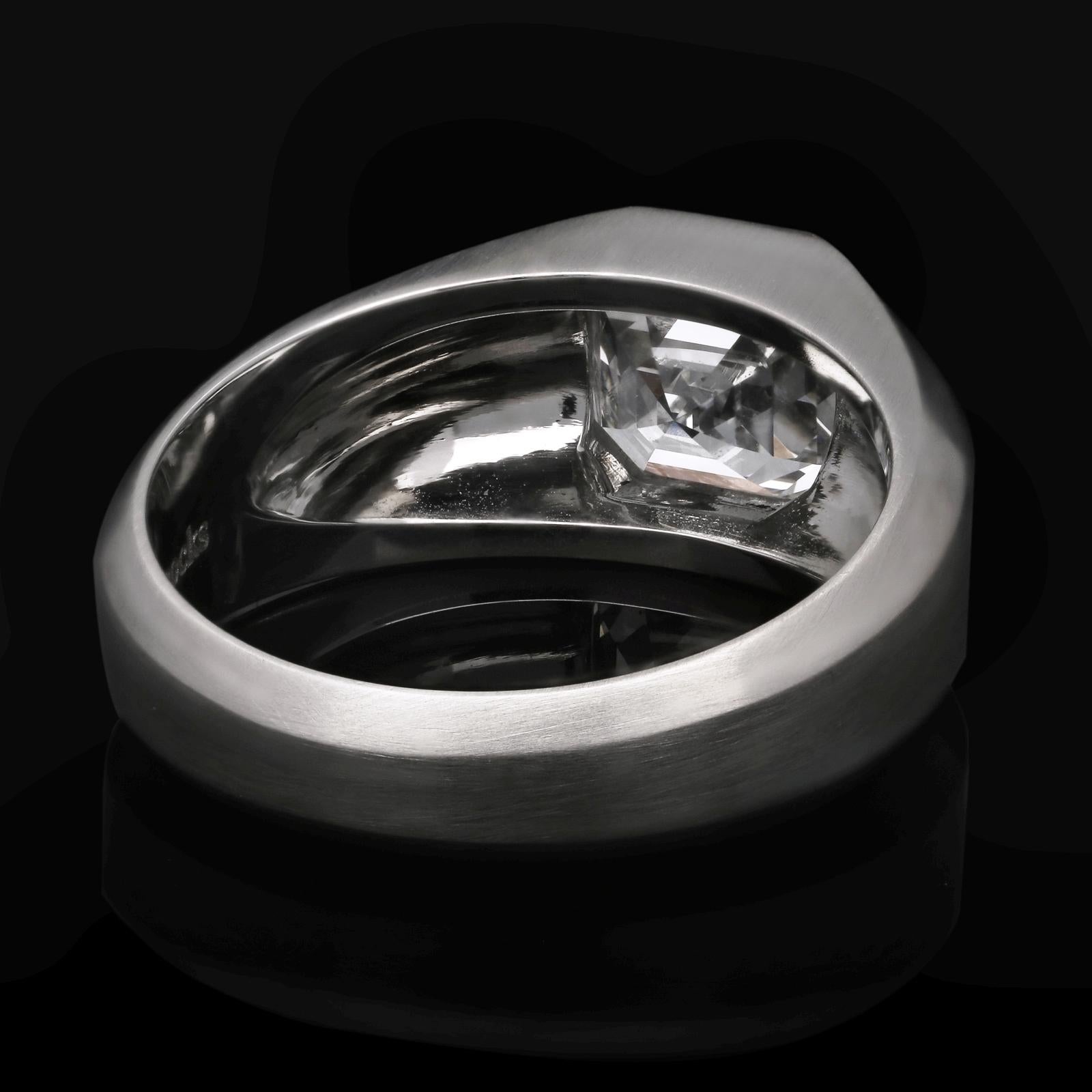 Hancocks 2.01 Carat F VS2 Asscher Cut Diamond Brushed Platinum Gypsy Ring In New Condition In London, GB