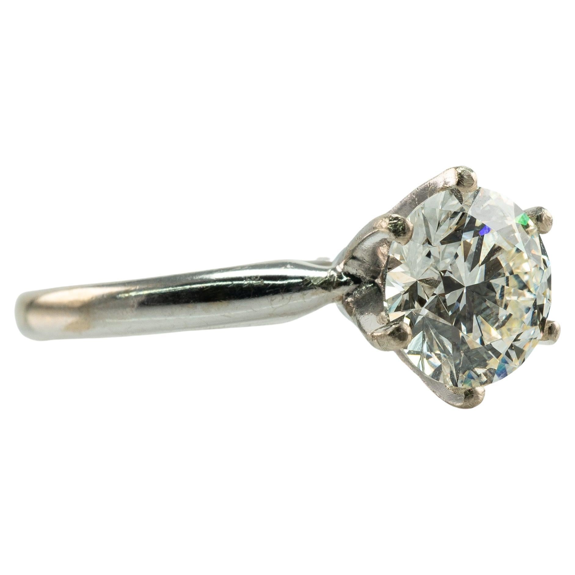 Bague en diamant rond naturel de 2,01ct VVS1 - IJ en or blanc 14K Lab Created en vente