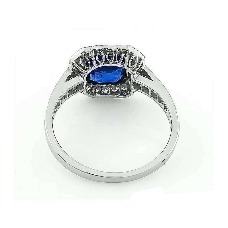 2.01 Carat Sapphire 0.60 Carat Diamond Engagement Ring In Good Condition For Sale In New York, NY