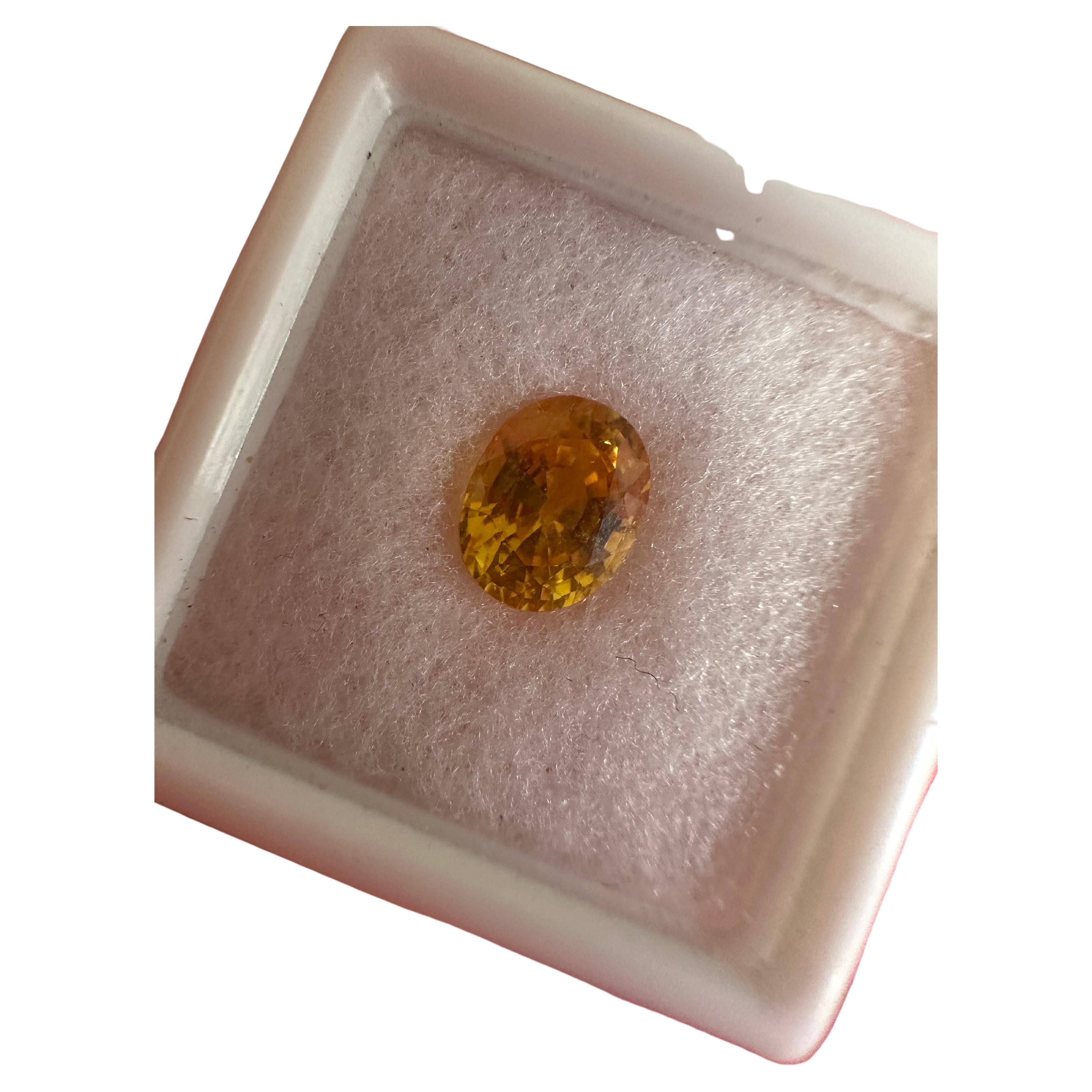 2.01ct Yellow sapphire untreated natural certified stunning sparkle For Sale