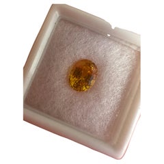 Saphir jaune 2,01 carats non traité et certifié naturel d'un éclat stupéfiant