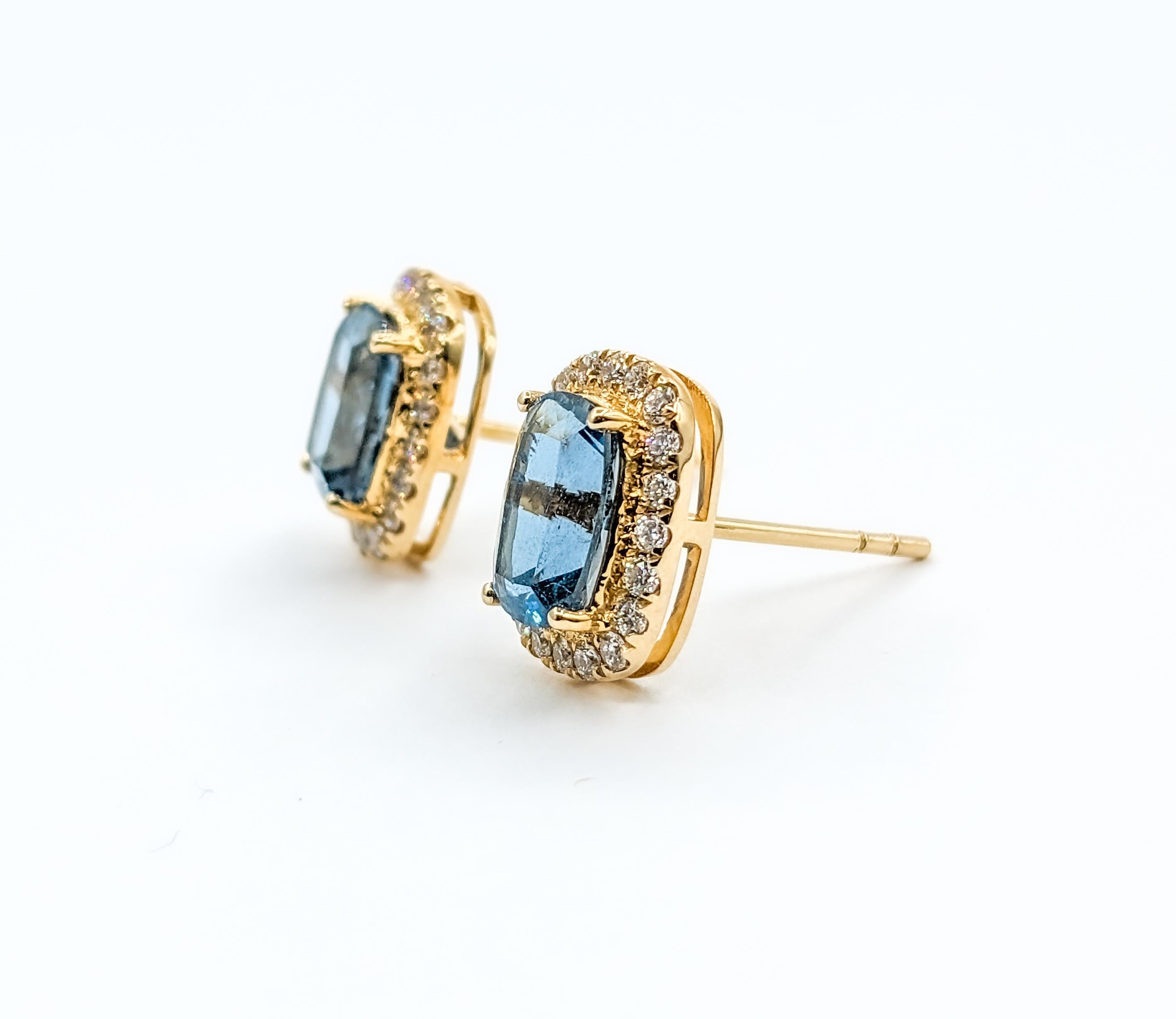 2.01ctw Aquamarine & Diamond Halo Earrings In Yellow gold For Sale 1