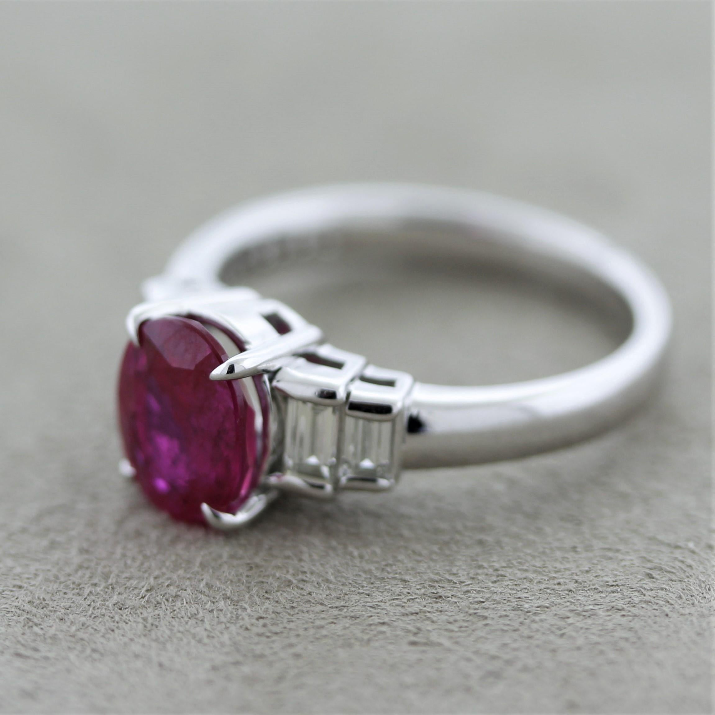 Anillo de platino con diamante rubí birmano de 2.02 quilates, certificado GIA Corte mixto en venta