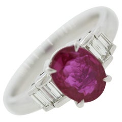 Anello in platino con diamante rubino birmano da 2.02 carati, certificato GIA