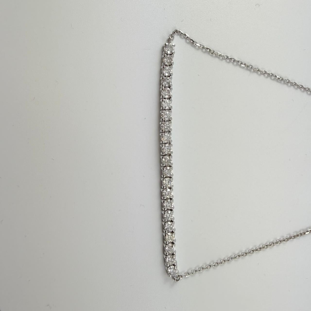 Collana con barretta di diamanti da 2,02 carati in oro giallo 14K In condizioni Nuovo in vendita a New York, NY